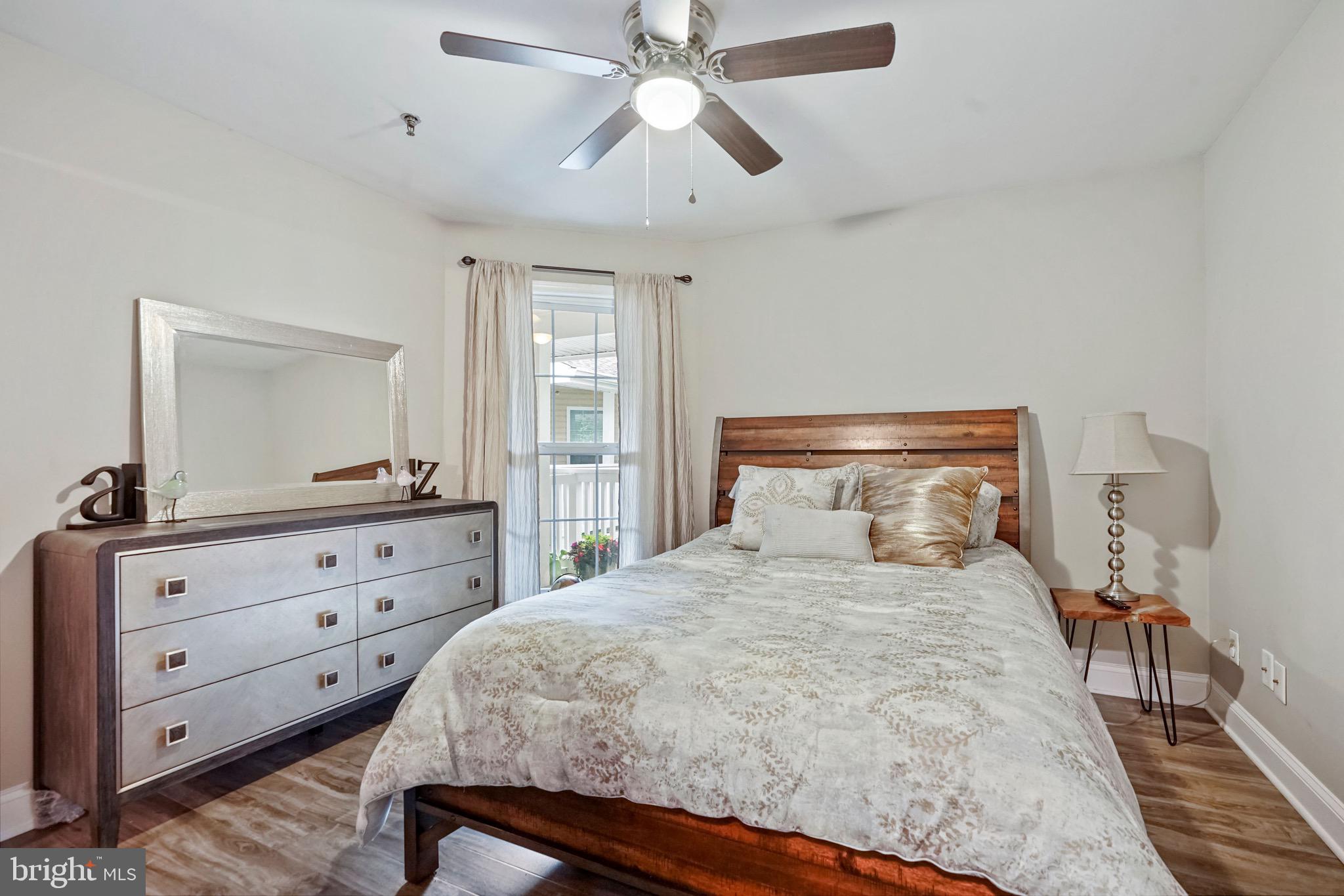 FOUNTAINS AT MCLEAN - Residential