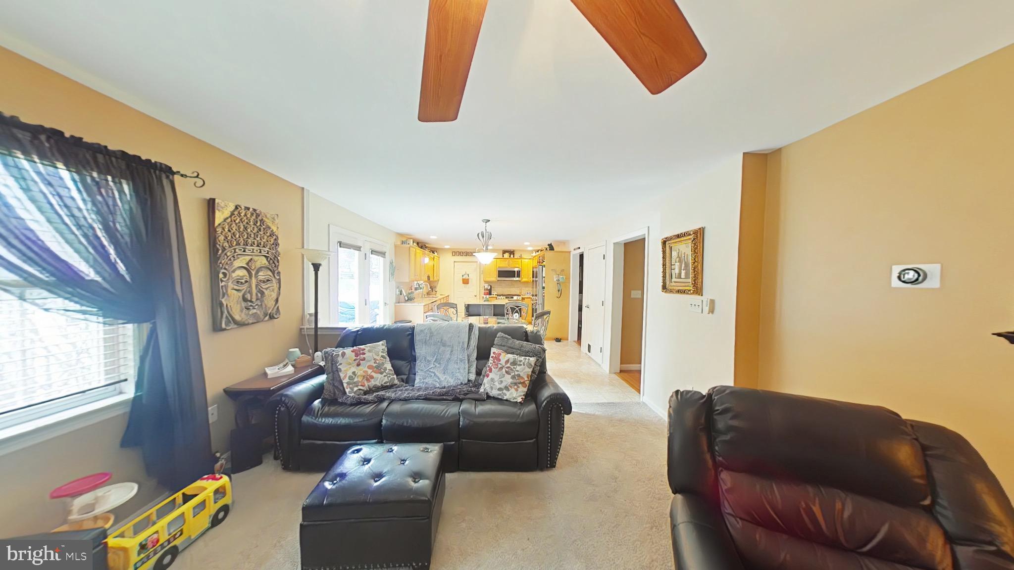 HILLCREST - Residential