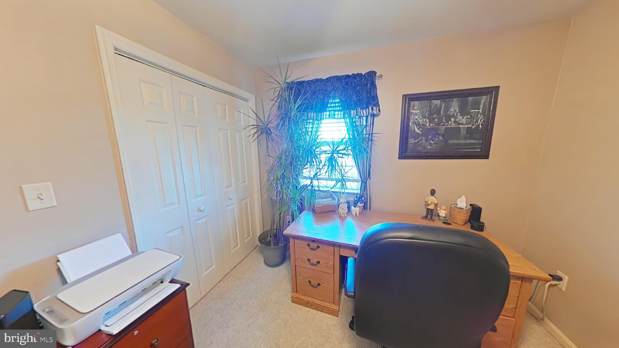 HILLCREST - Residential