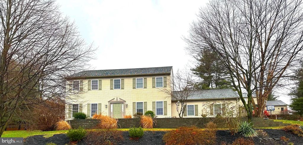 Photo of 227 Hillcrest Lane, Elizabethtown, PA 17022 (MLS # PALA2045744)