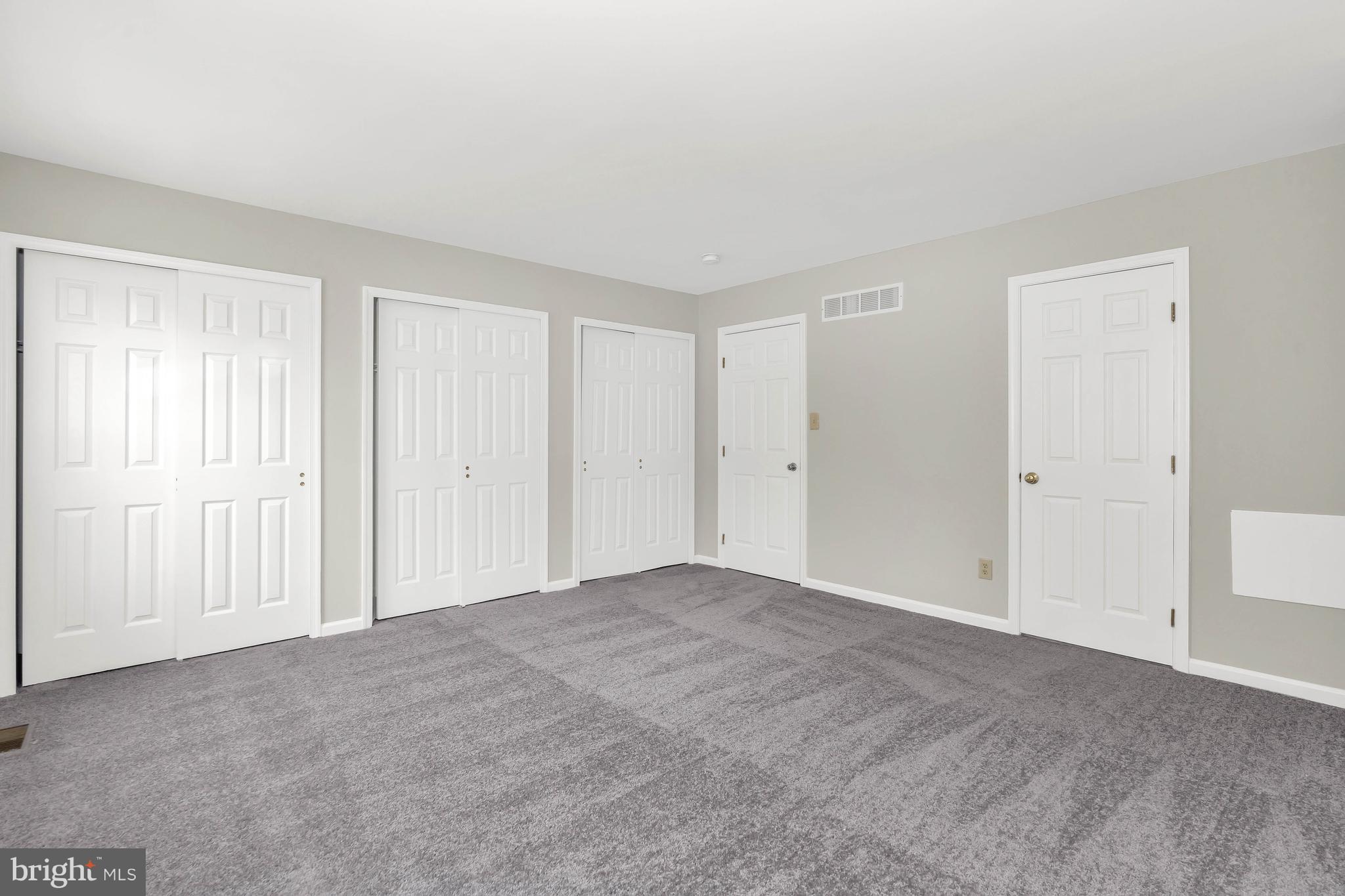 COLONIAL - Residential