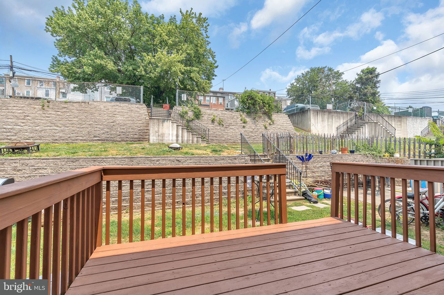 COLONIAL - Residential