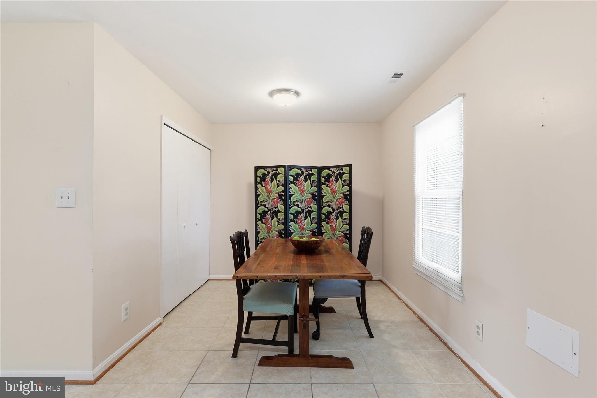 FAIRVIEW COMMONS - Residential