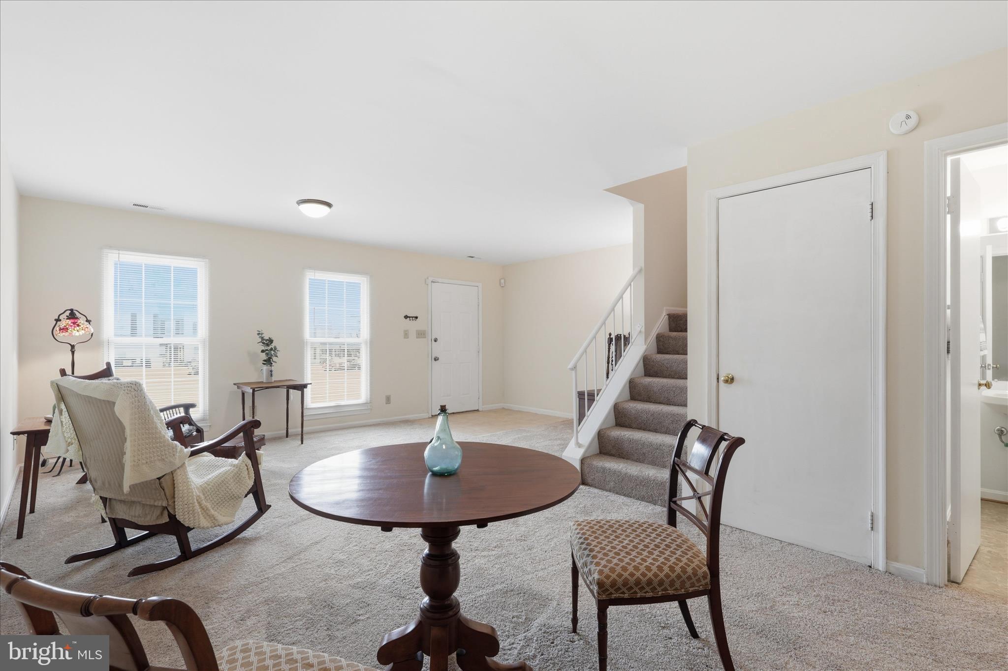 FAIRVIEW COMMONS - Residential