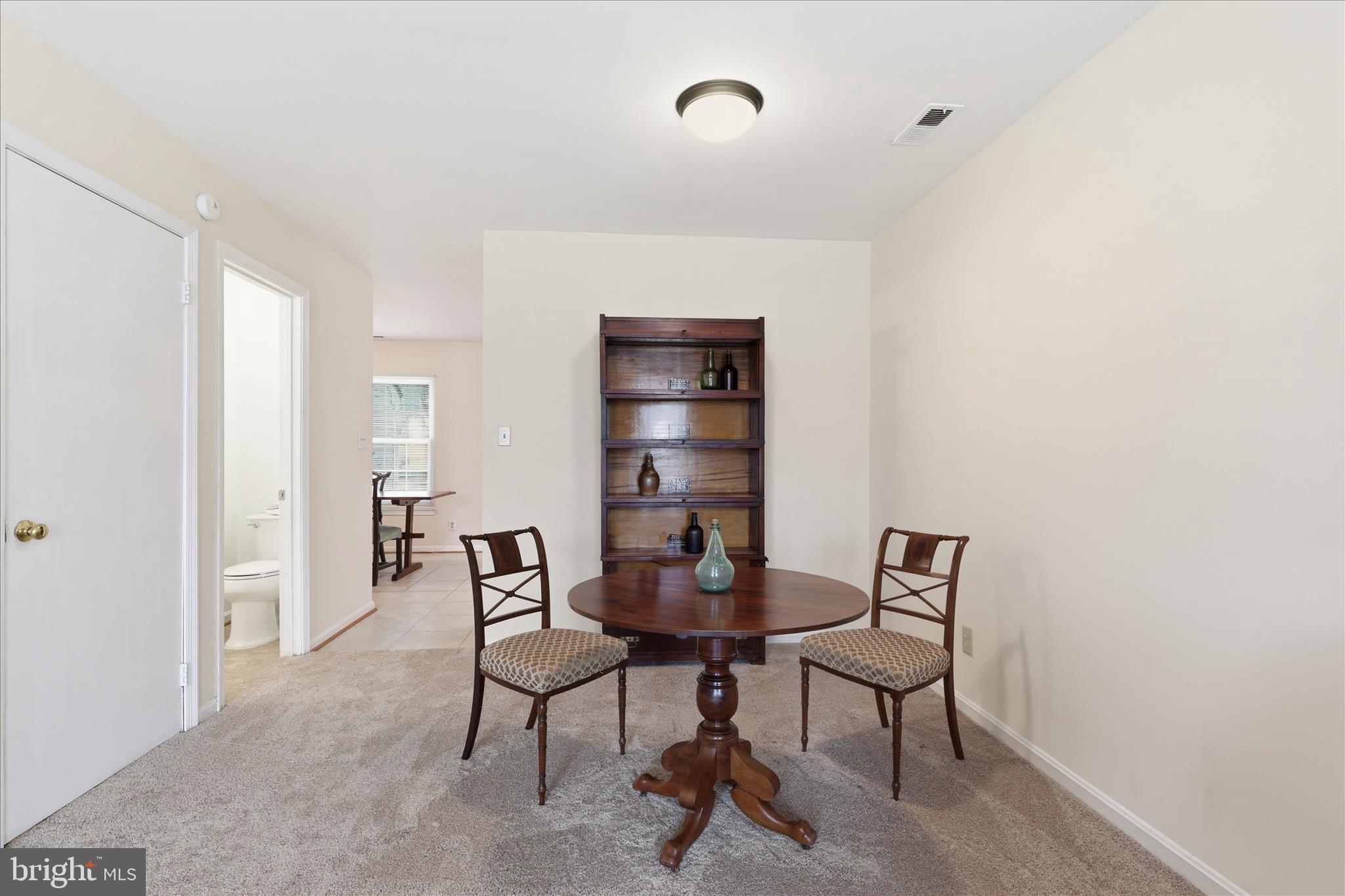 FAIRVIEW COMMONS - Residential