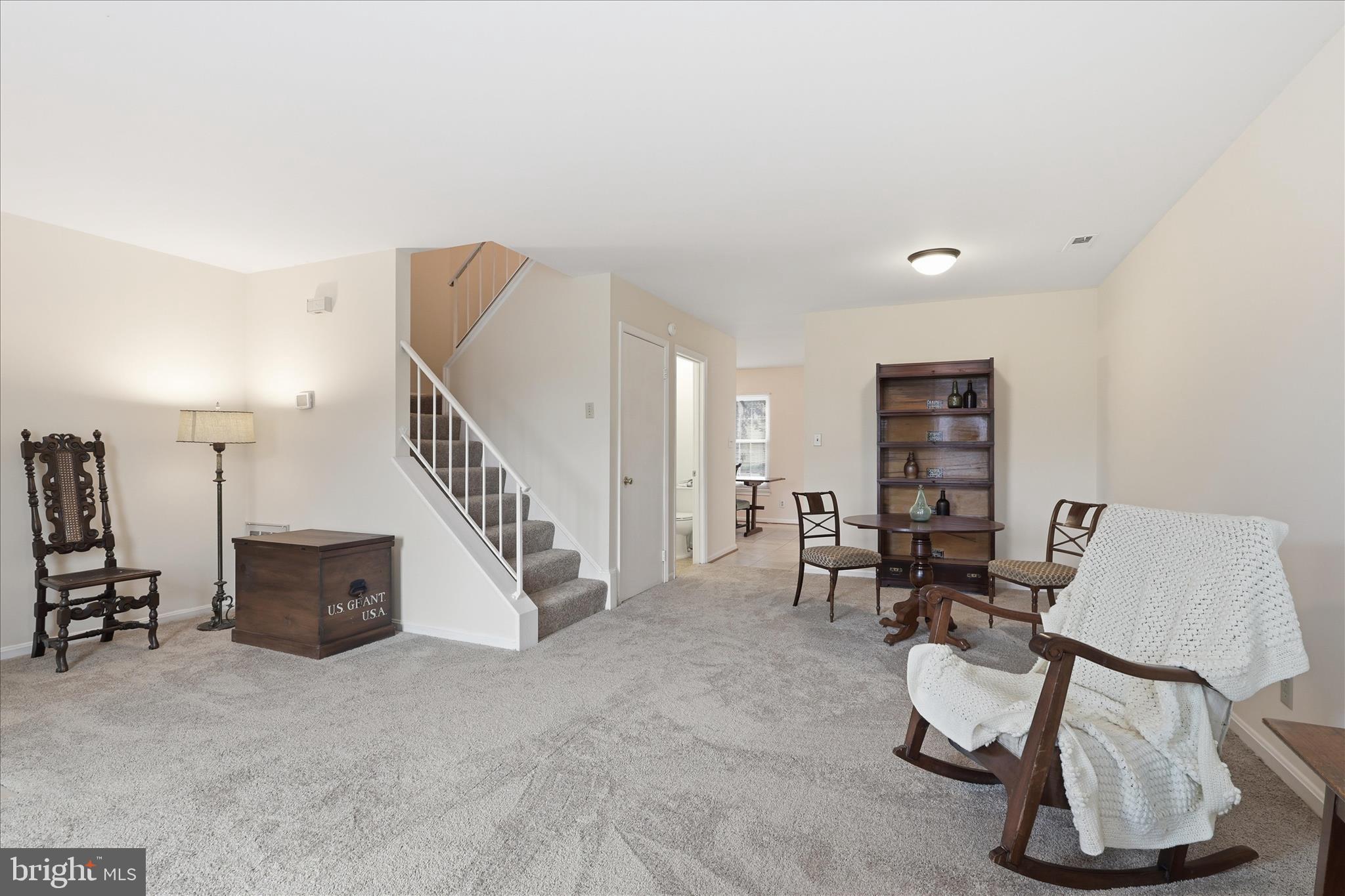 FAIRVIEW COMMONS - Residential