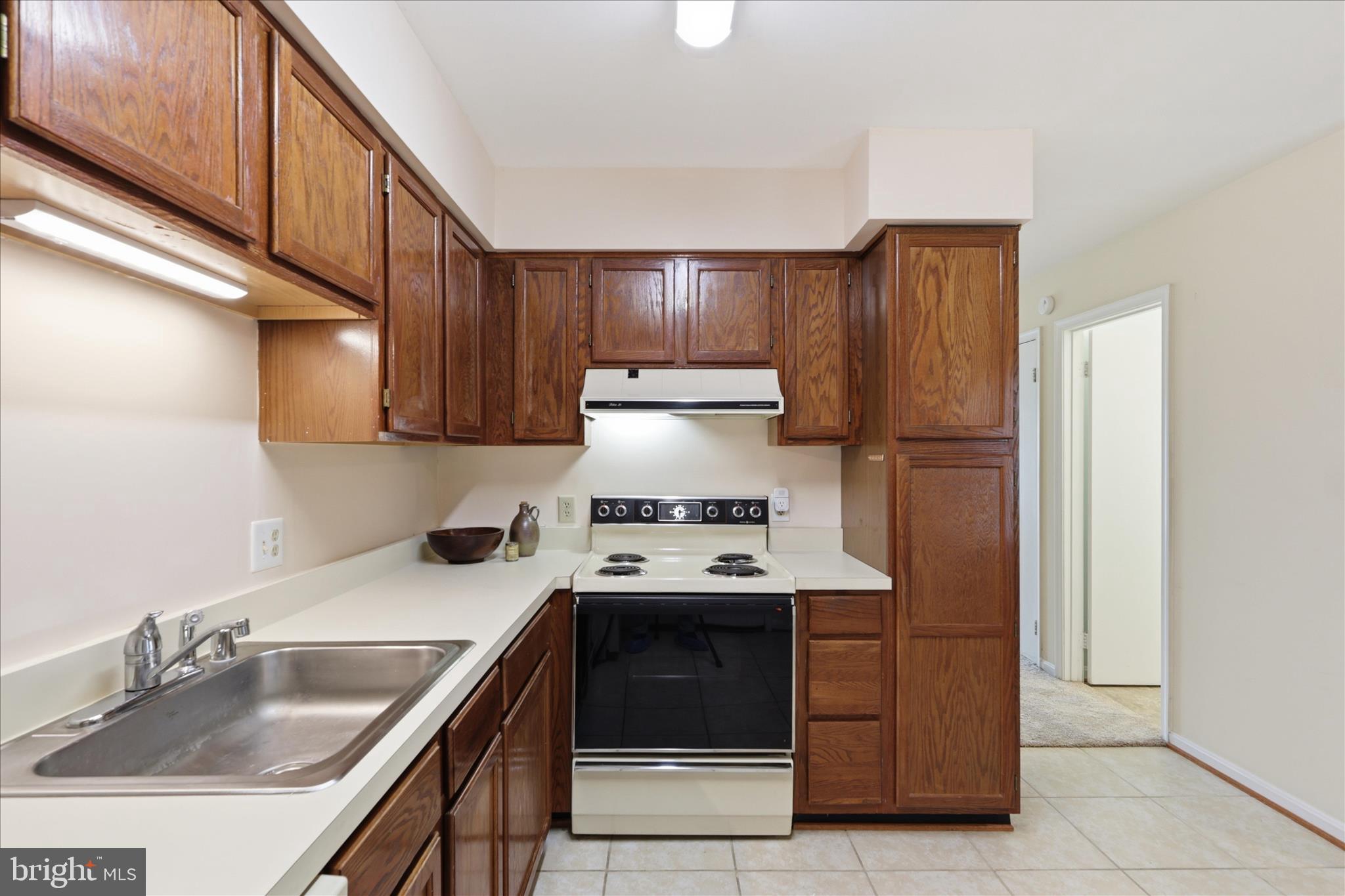 FAIRVIEW COMMONS - Residential
