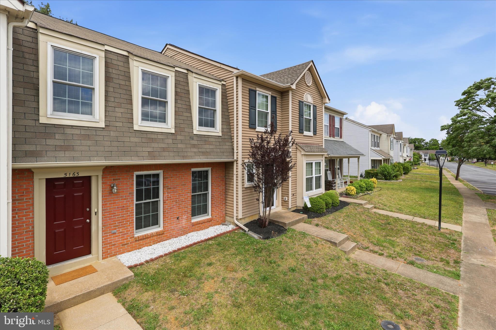 FAIRVIEW COMMONS - Residential