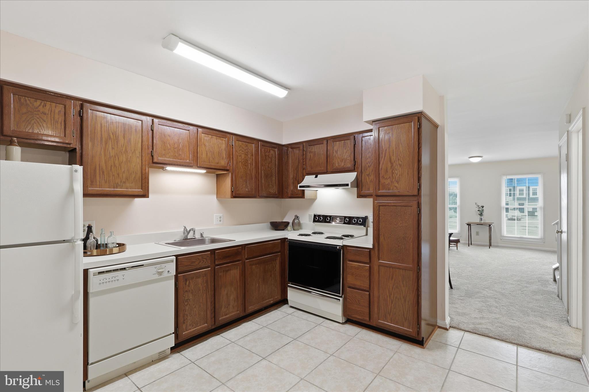 FAIRVIEW COMMONS - Residential