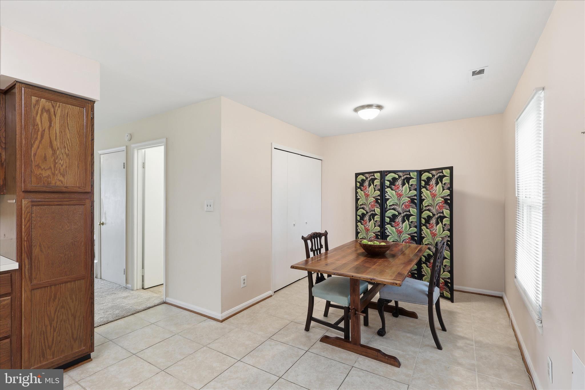 FAIRVIEW COMMONS - Residential