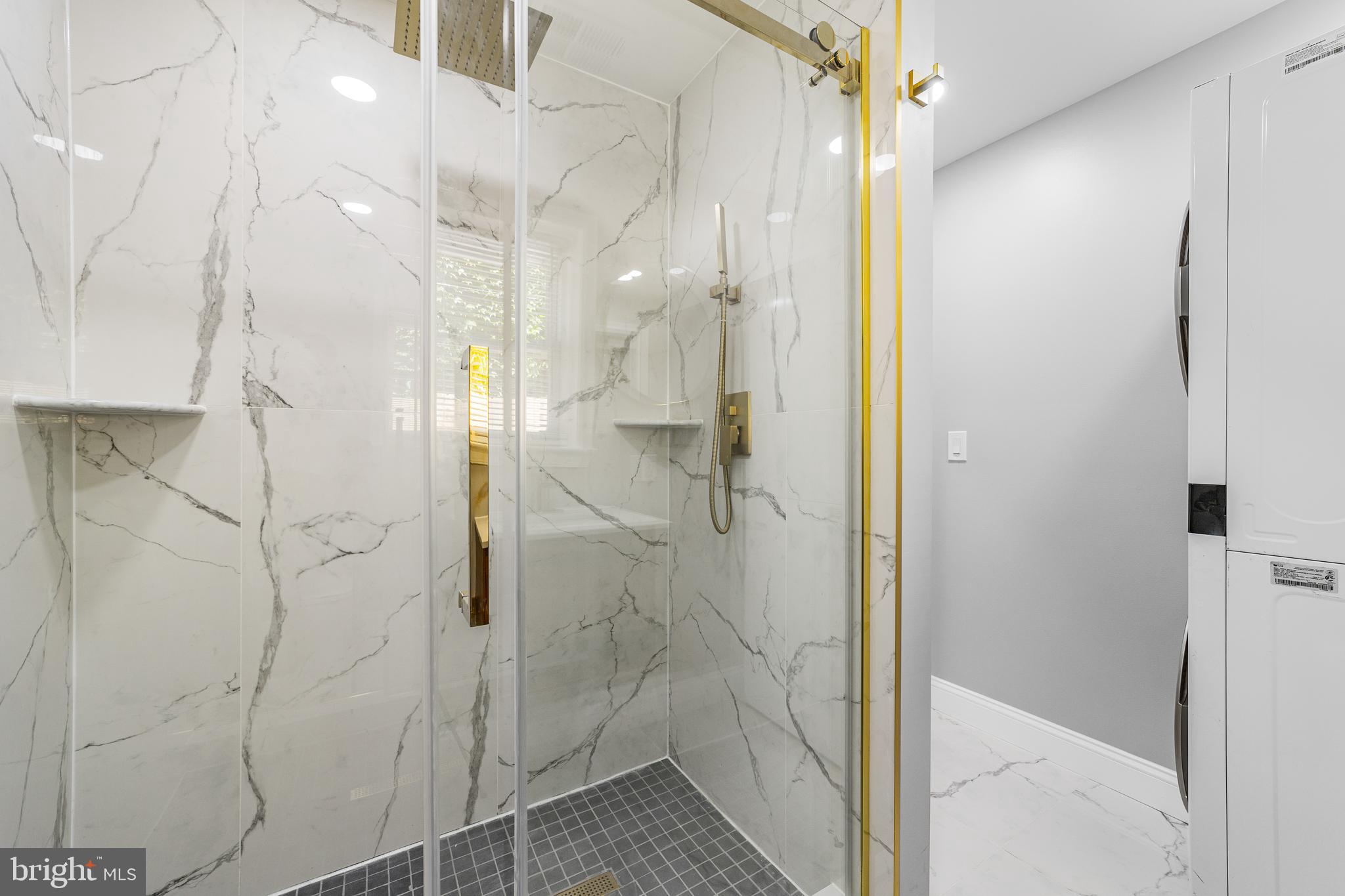 FRANKFORD - Residential