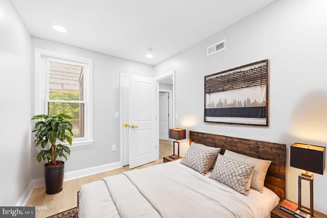 FRANKFORD - Residential