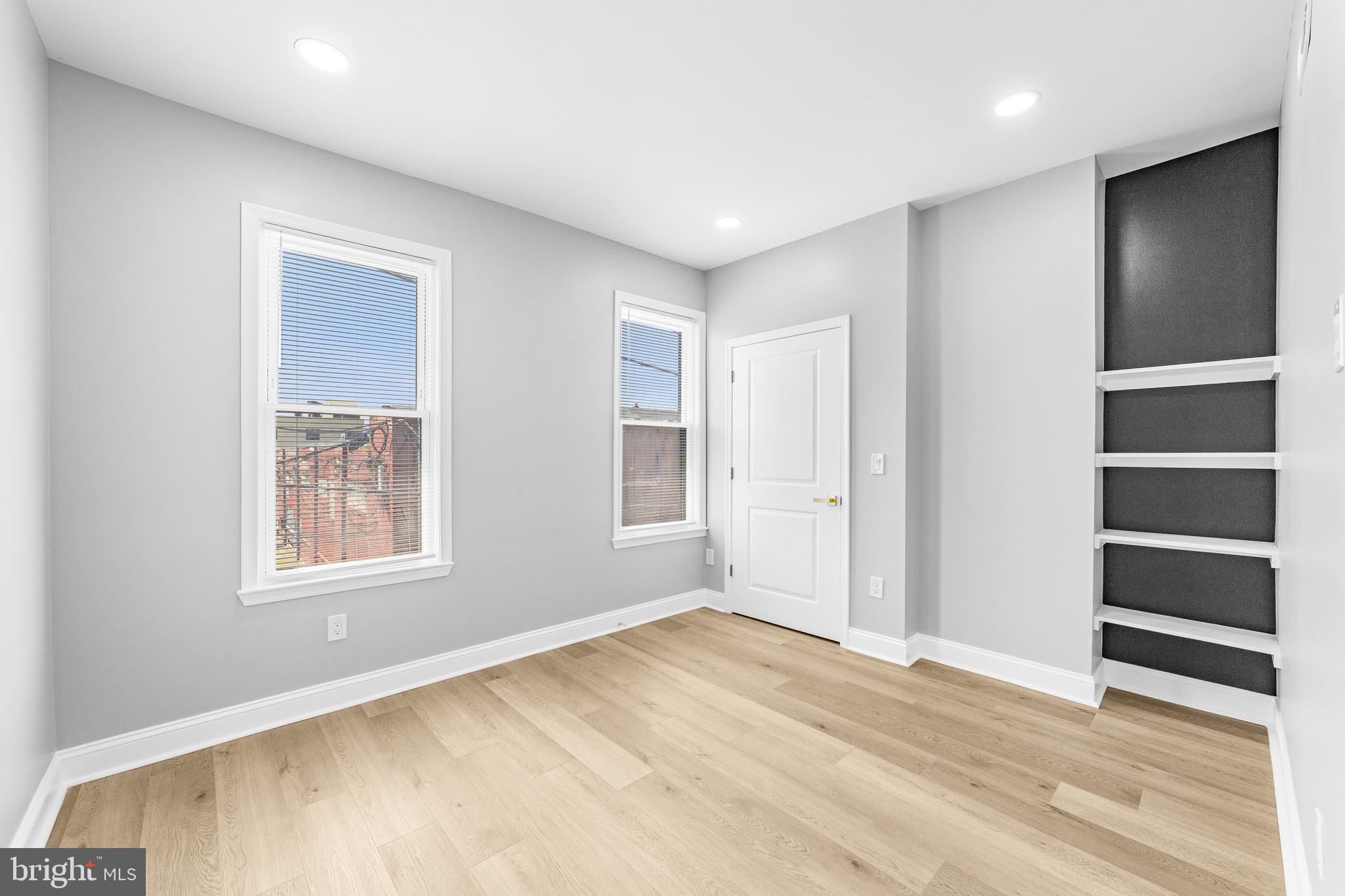 FRANKFORD - Residential