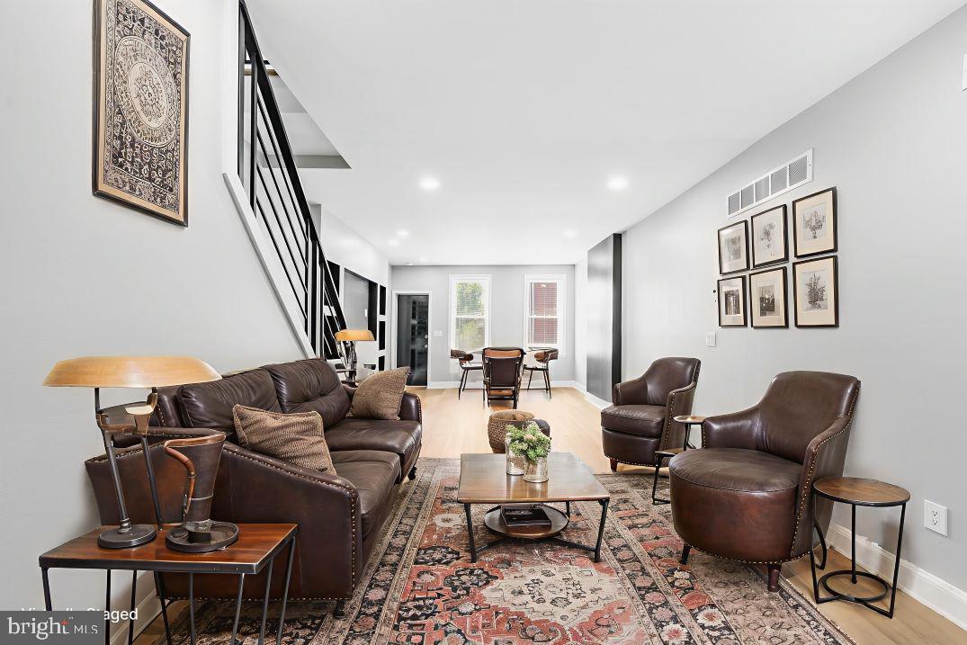 FRANKFORD - Residential