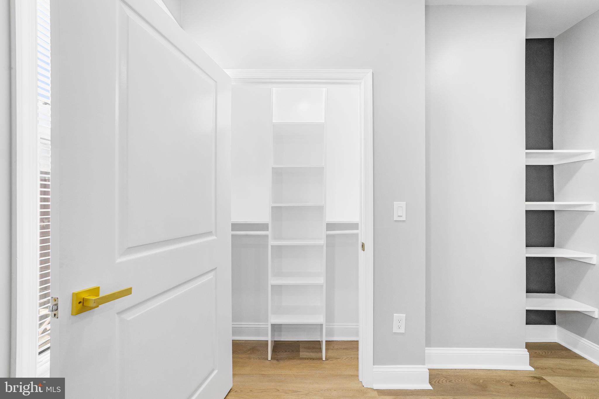 FRANKFORD - Residential