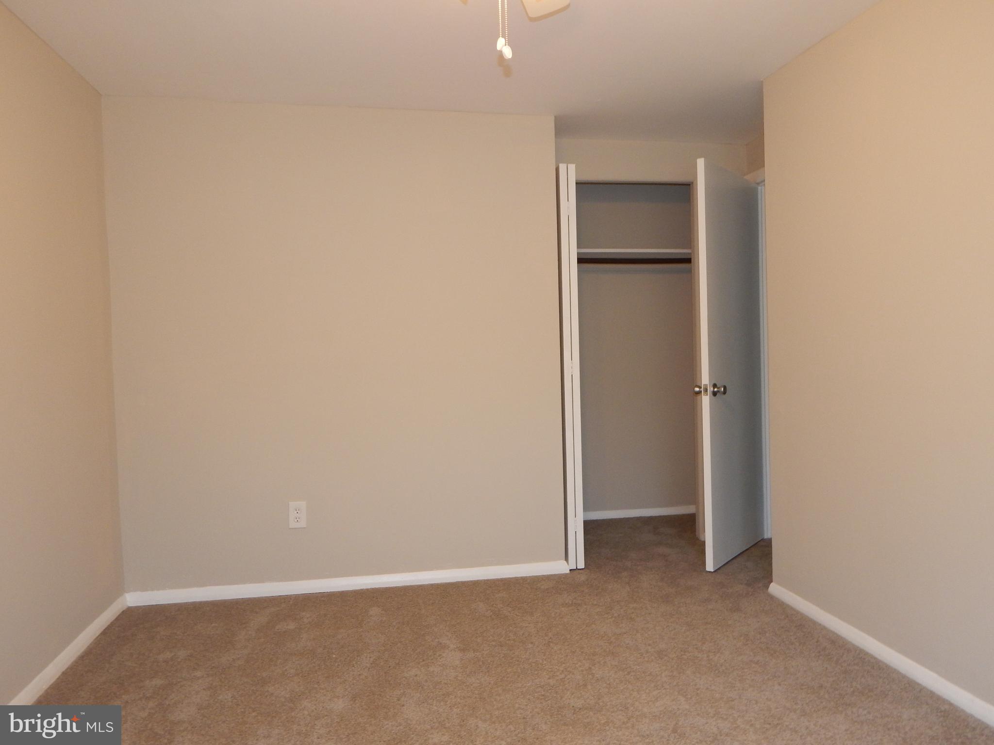 HOLLAND HILL - Residential