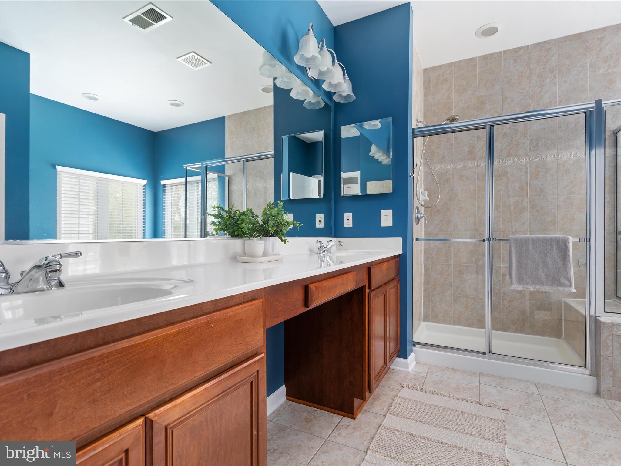 HAYMARKET STATION - Residential