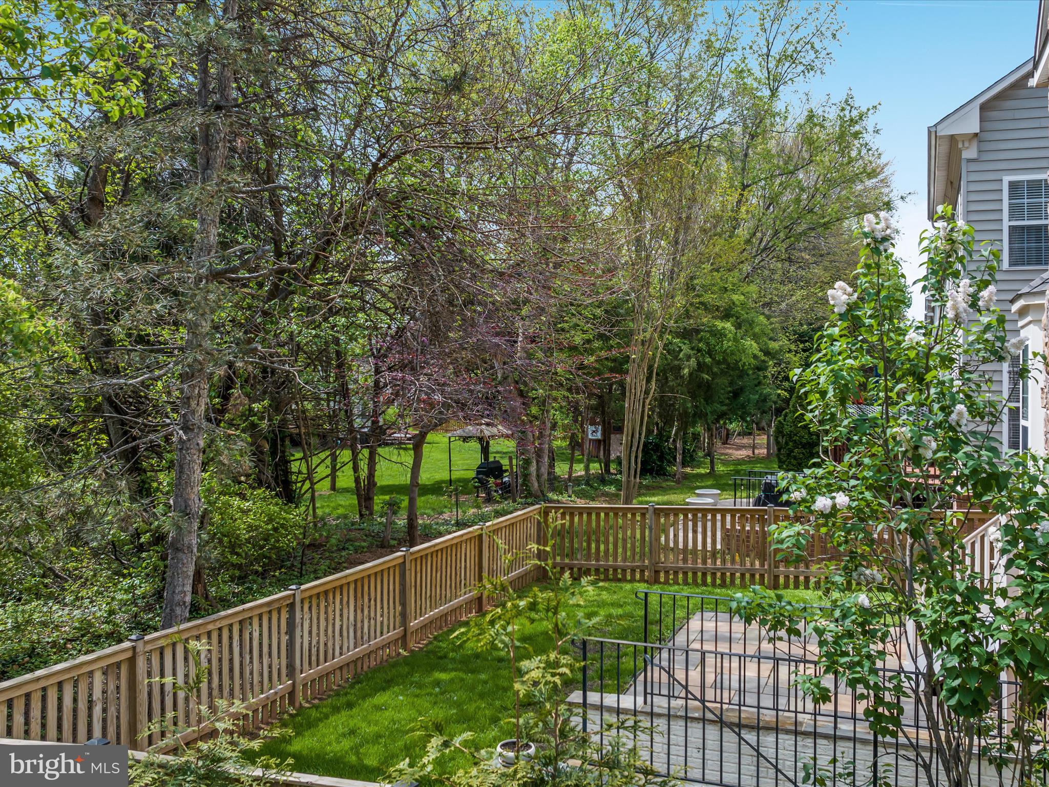 HAYMARKET STATION - Residential