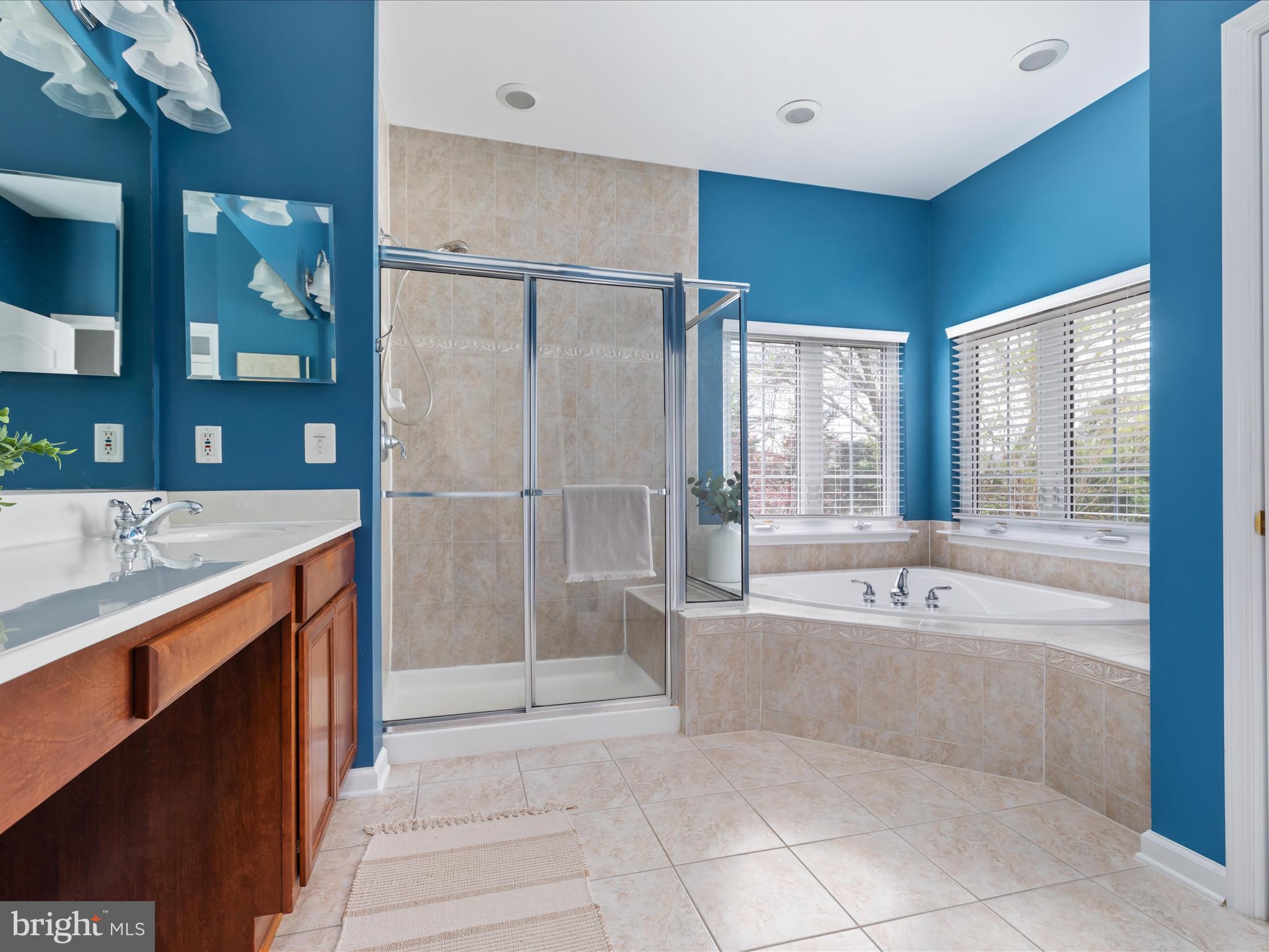 HAYMARKET STATION - Residential