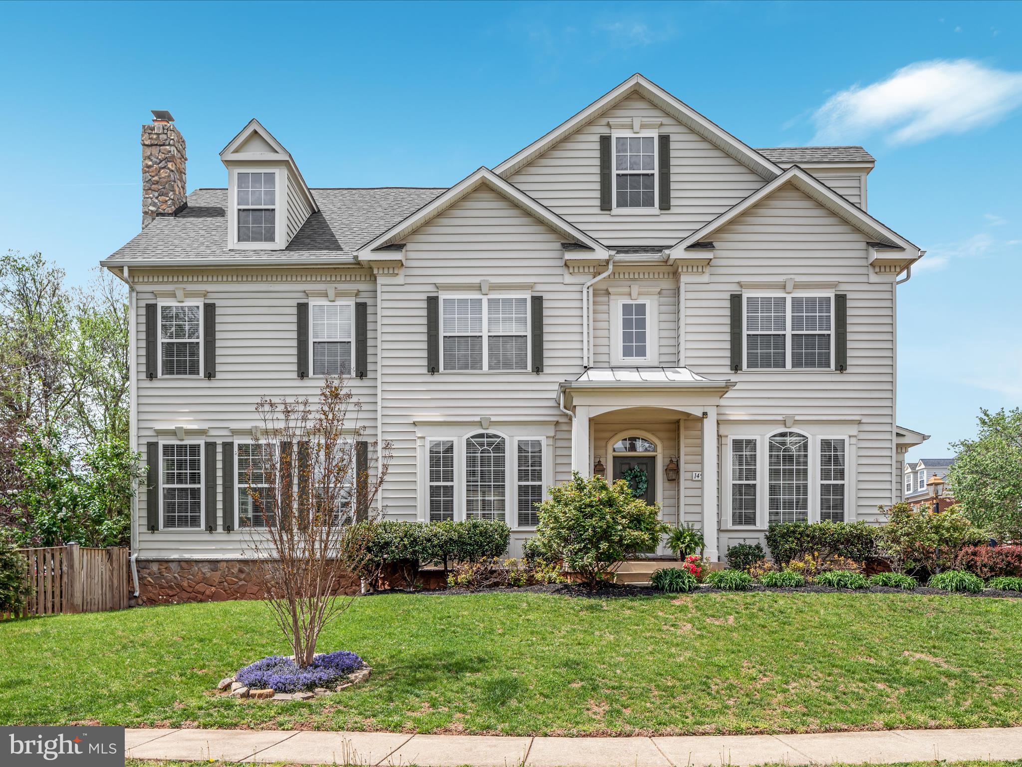 HAYMARKET STATION - Residential