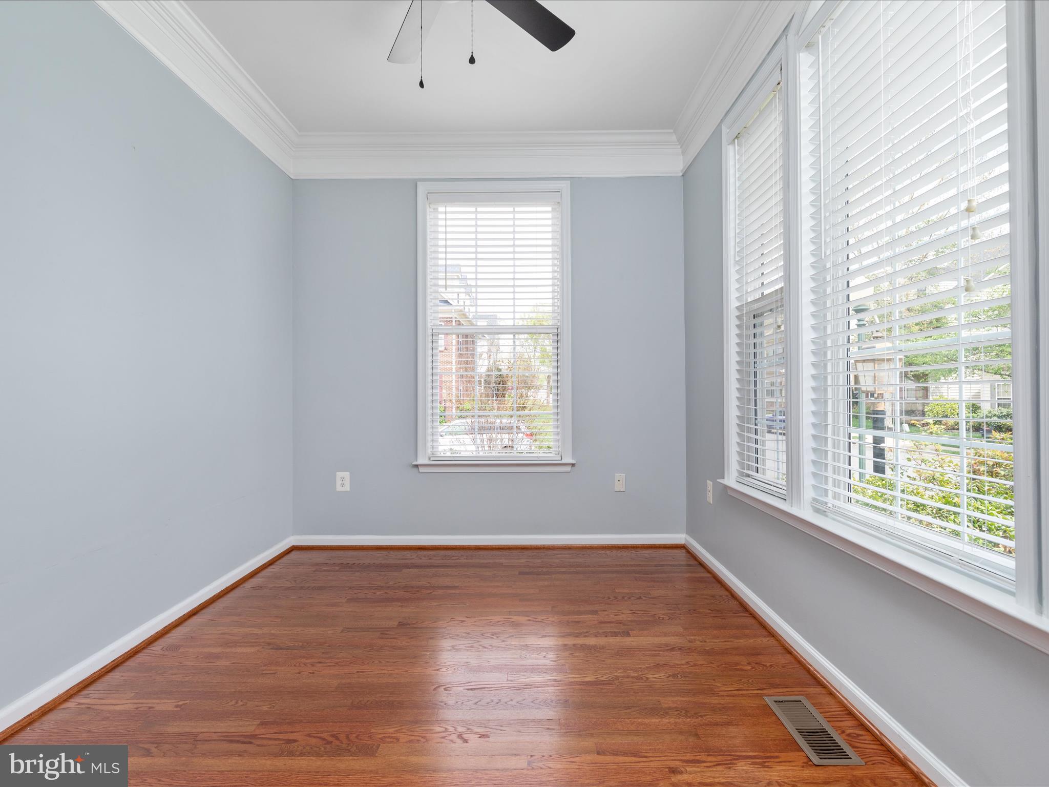 HAYMARKET STATION - Residential