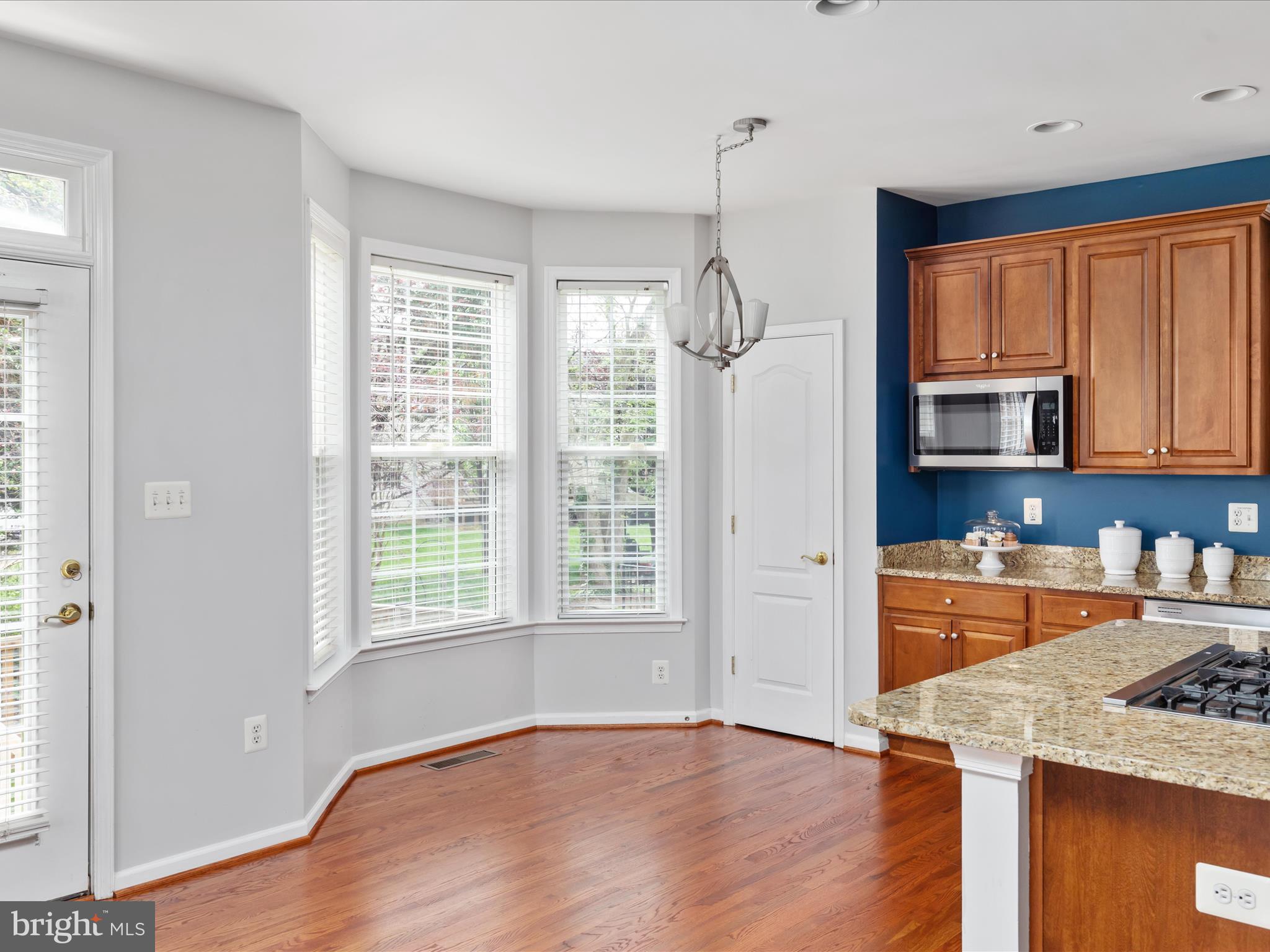 HAYMARKET STATION - Residential