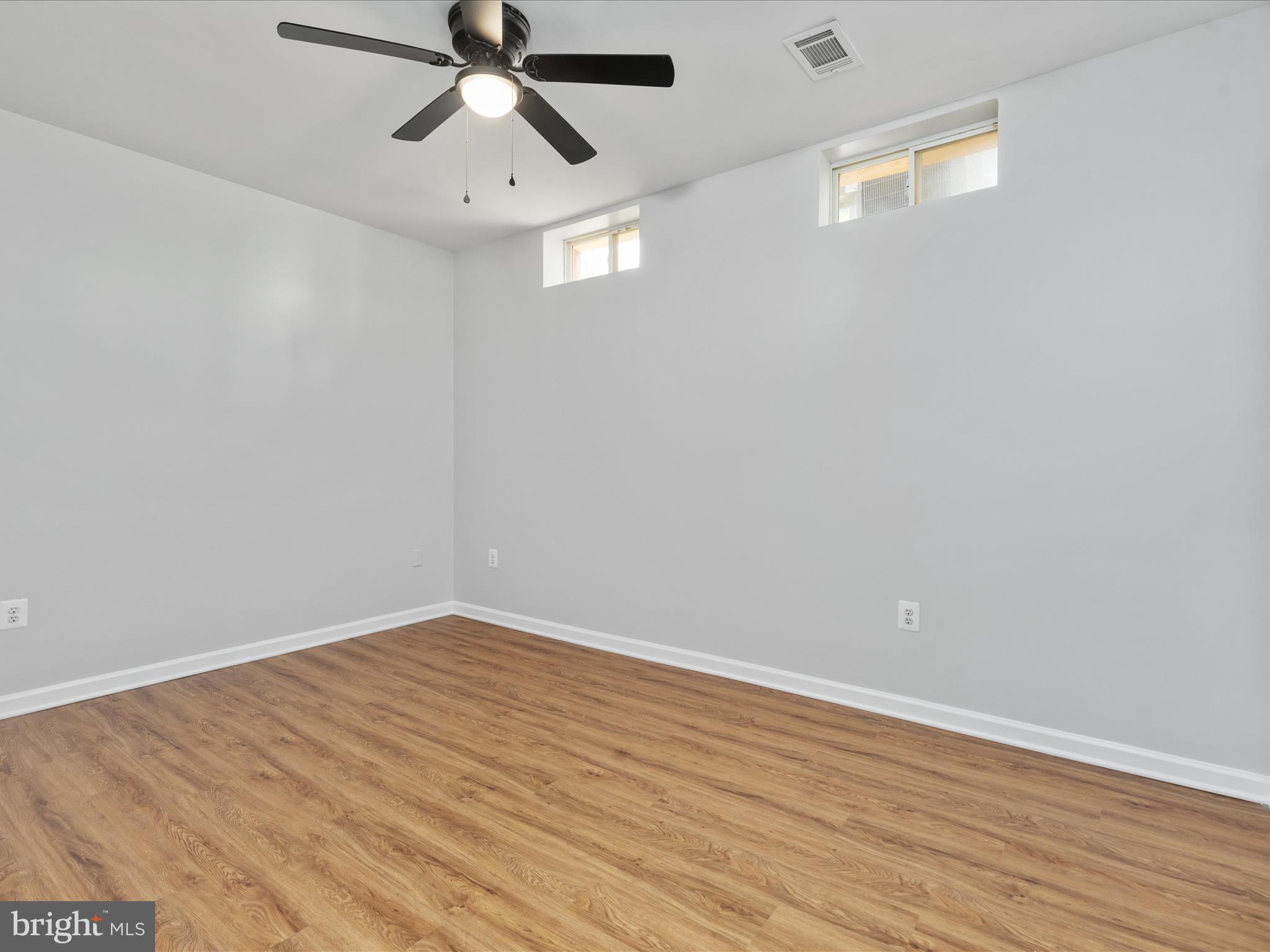 HAYMARKET STATION - Residential