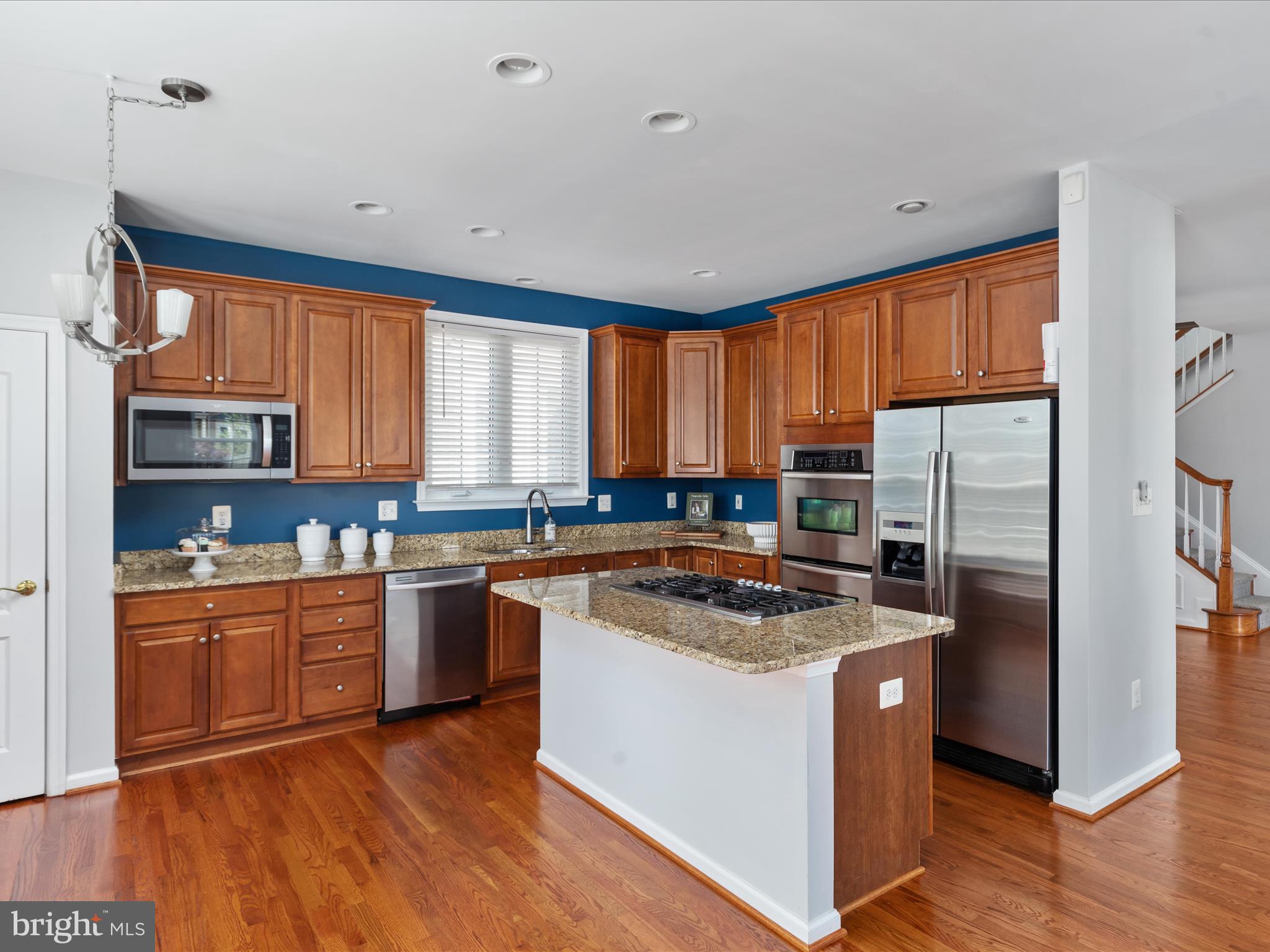 HAYMARKET STATION - Residential