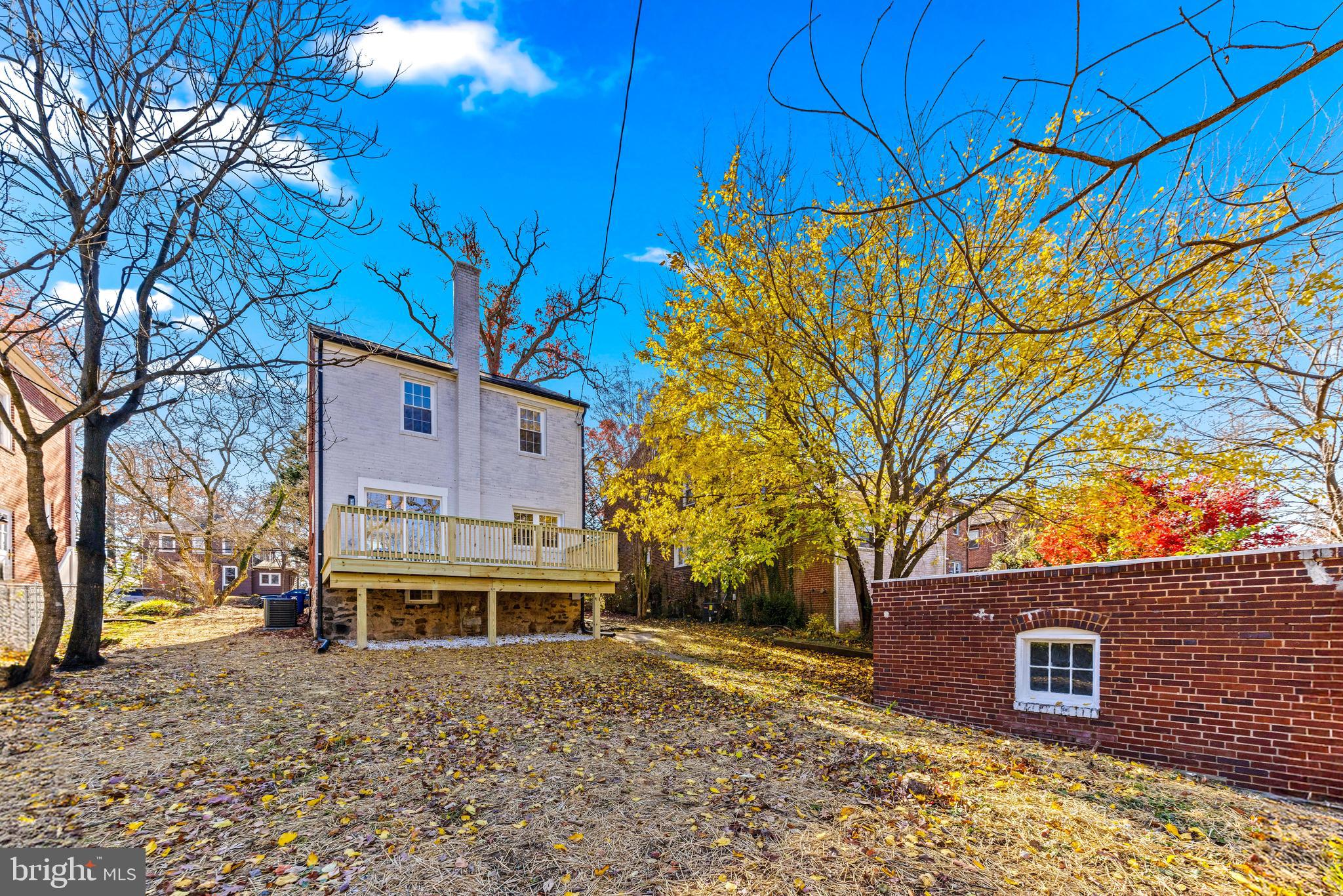MOUNT WASHINGTON - Residential