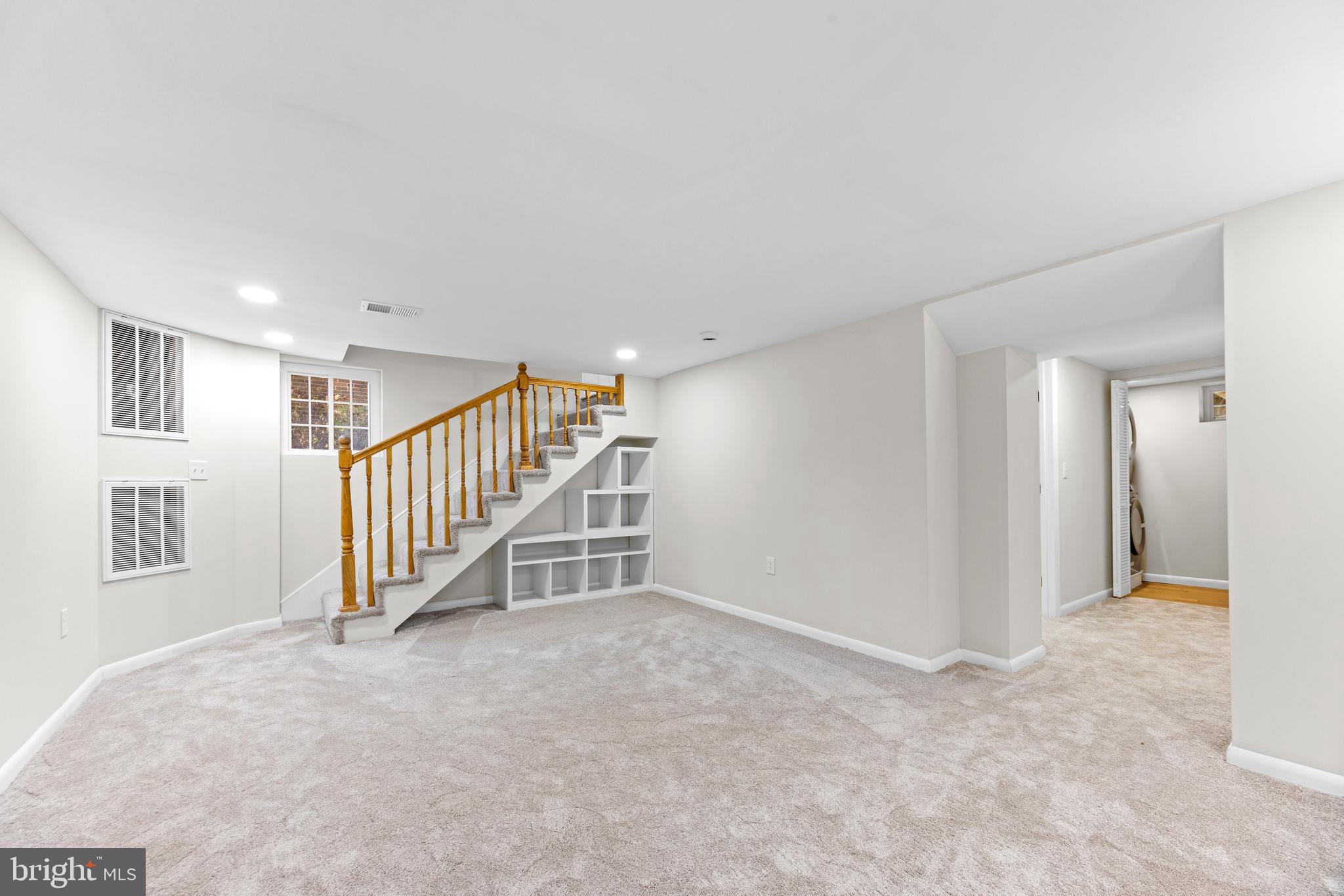 MOUNT WASHINGTON - Residential