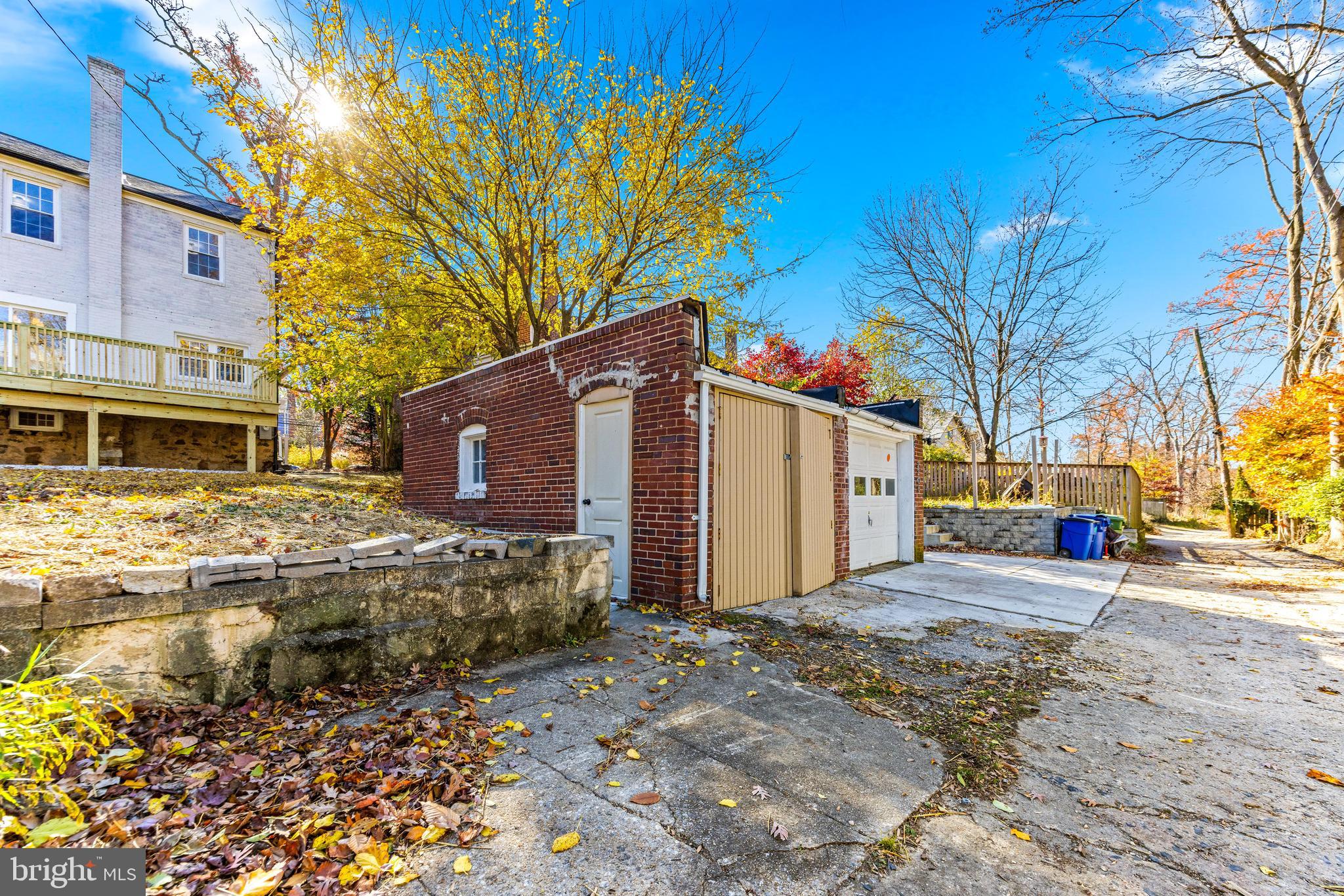 MOUNT WASHINGTON - Residential