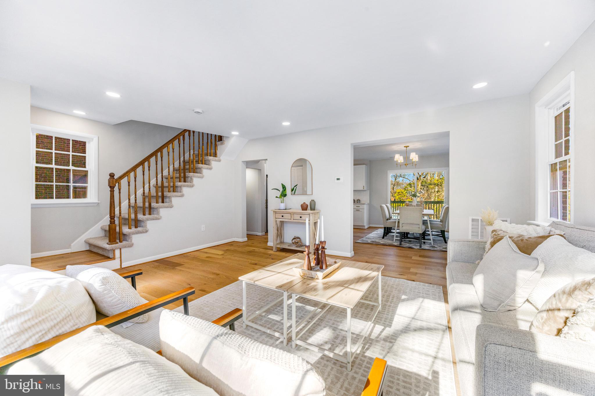 MOUNT WASHINGTON - Residential