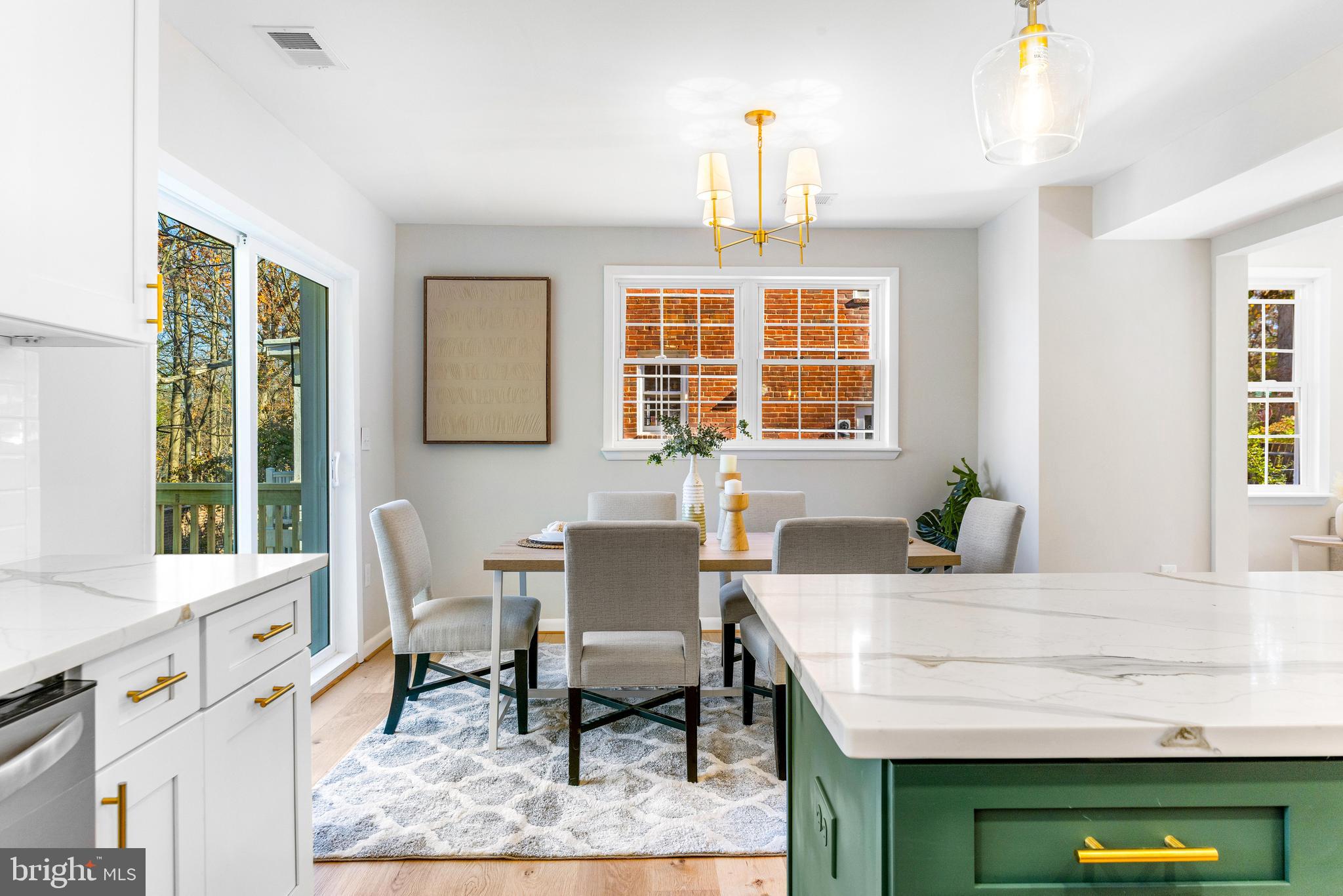 MOUNT WASHINGTON - Residential