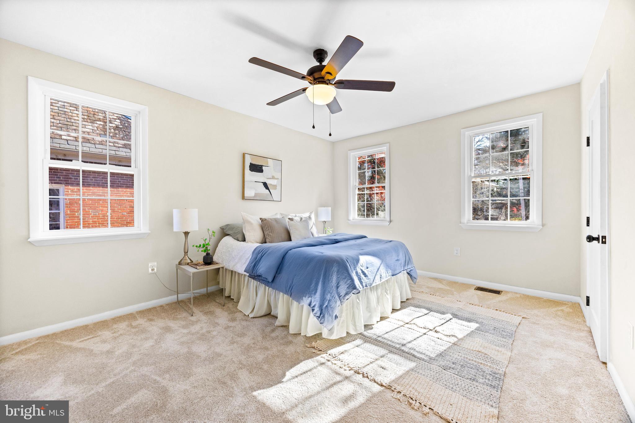 MOUNT WASHINGTON - Residential