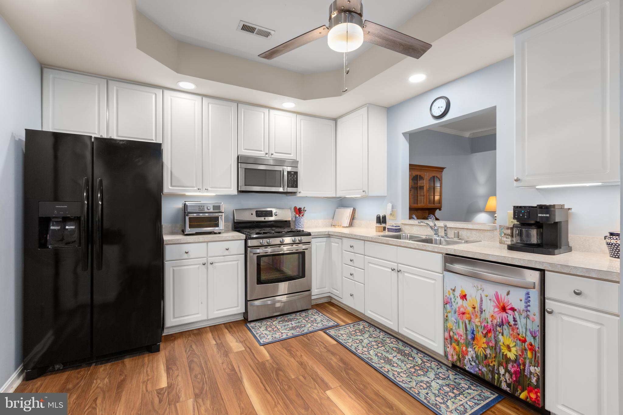 TURNBERRY WEST - Residential