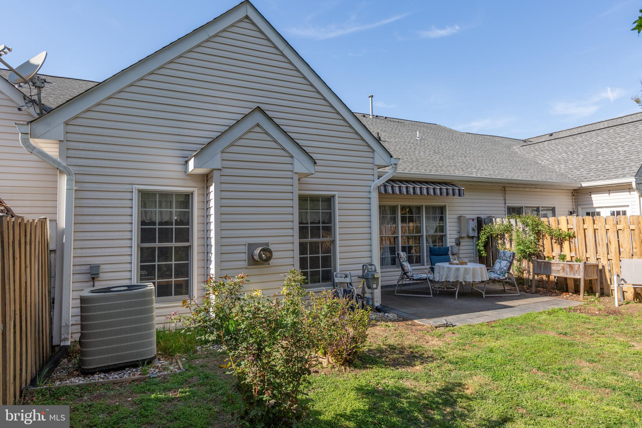 TURNBERRY WEST - Residential