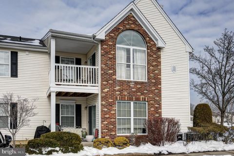 Photo of 2702 Bluegrass Drive #B, MOUNT LAUREL, NJ 08054 (MLS # NJBL2105074)