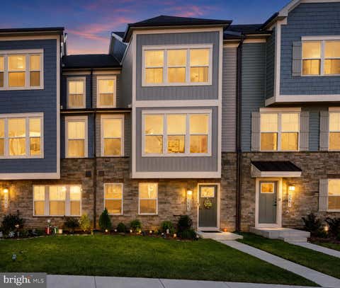 Townhouse For Rent - 8663 Shady Pines Drive<br/> FREDERICK, MD 21704