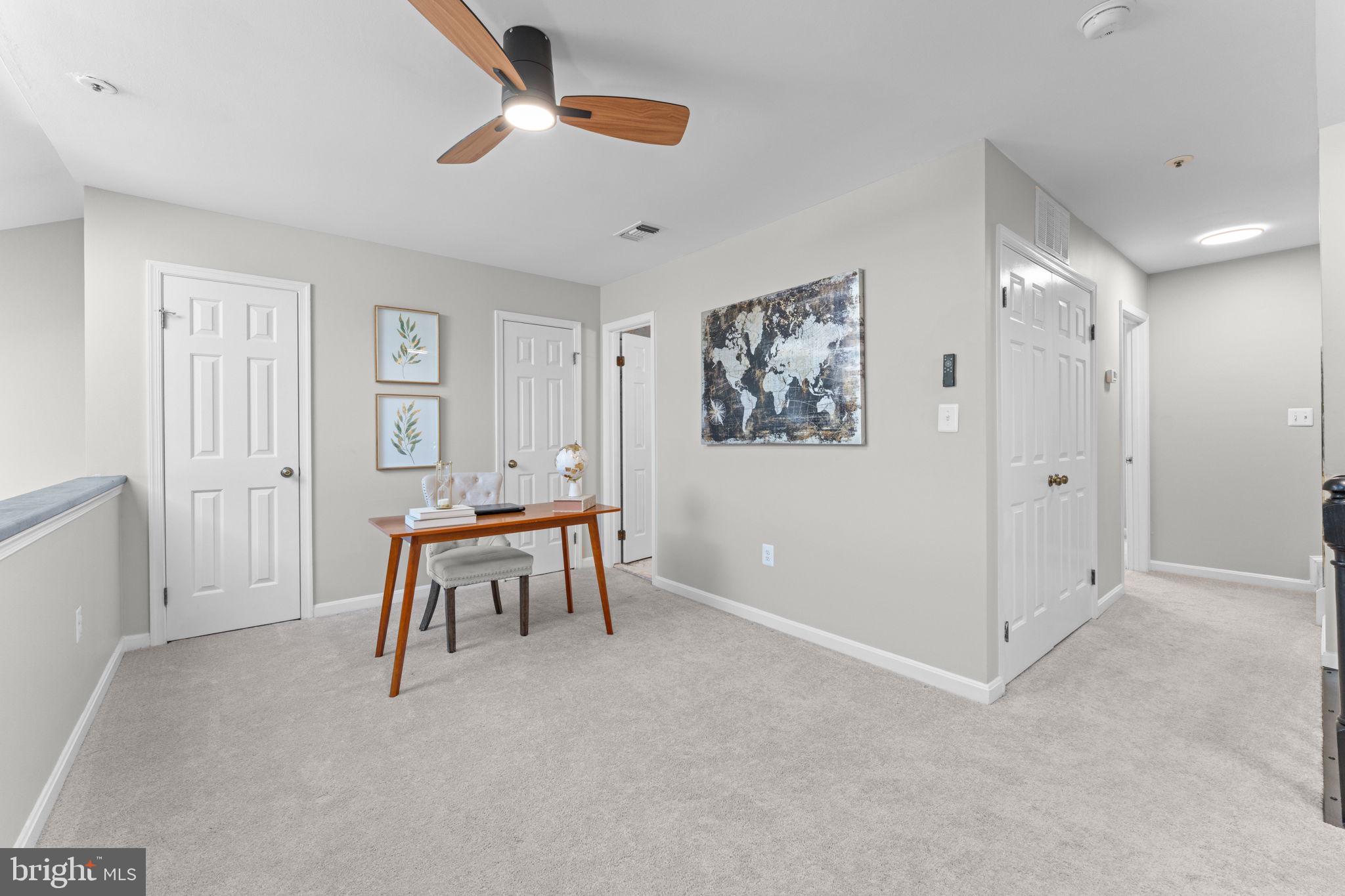 TOWNES OF BALLSTON - Residential