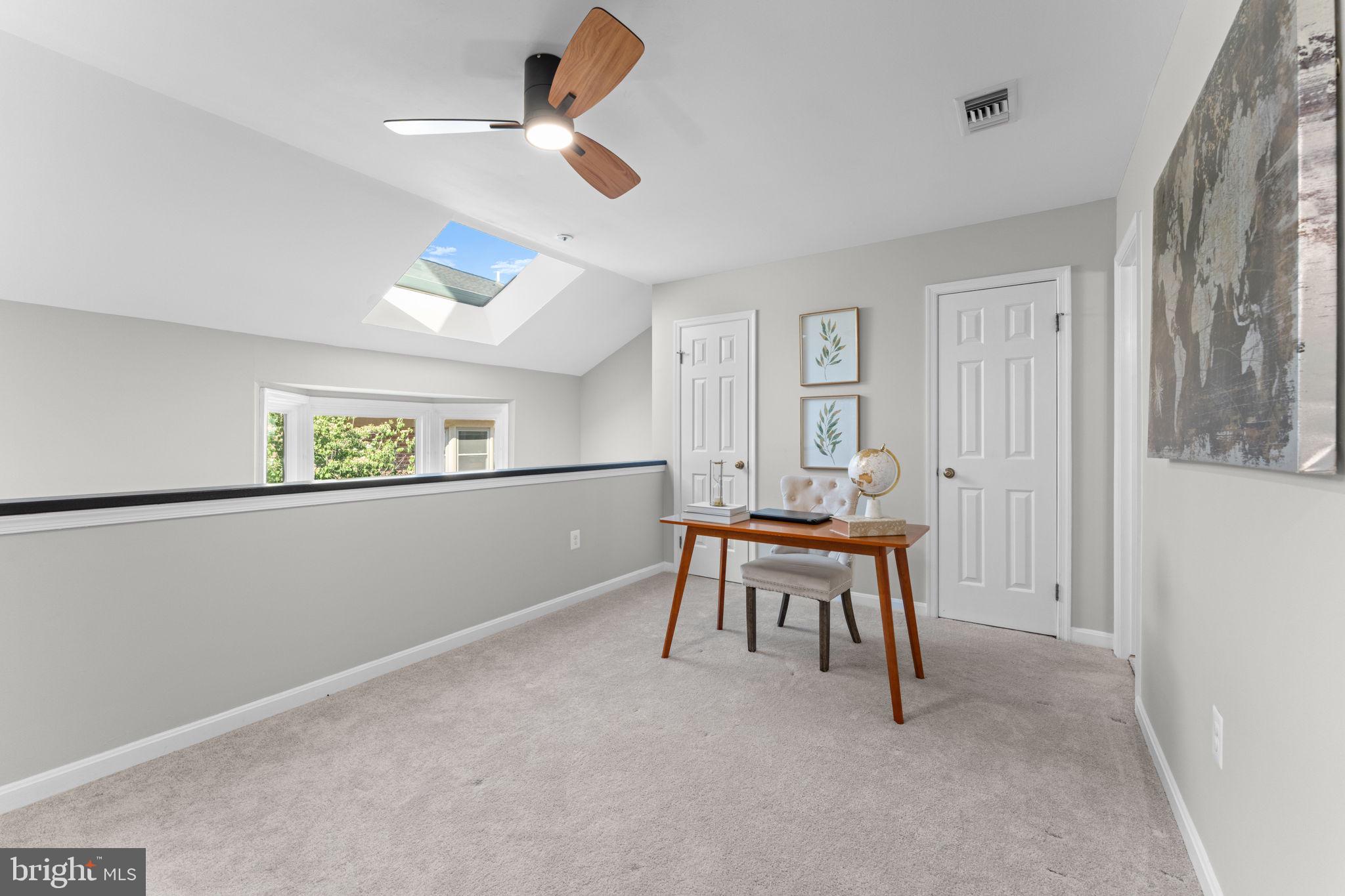 TOWNES OF BALLSTON - Residential
