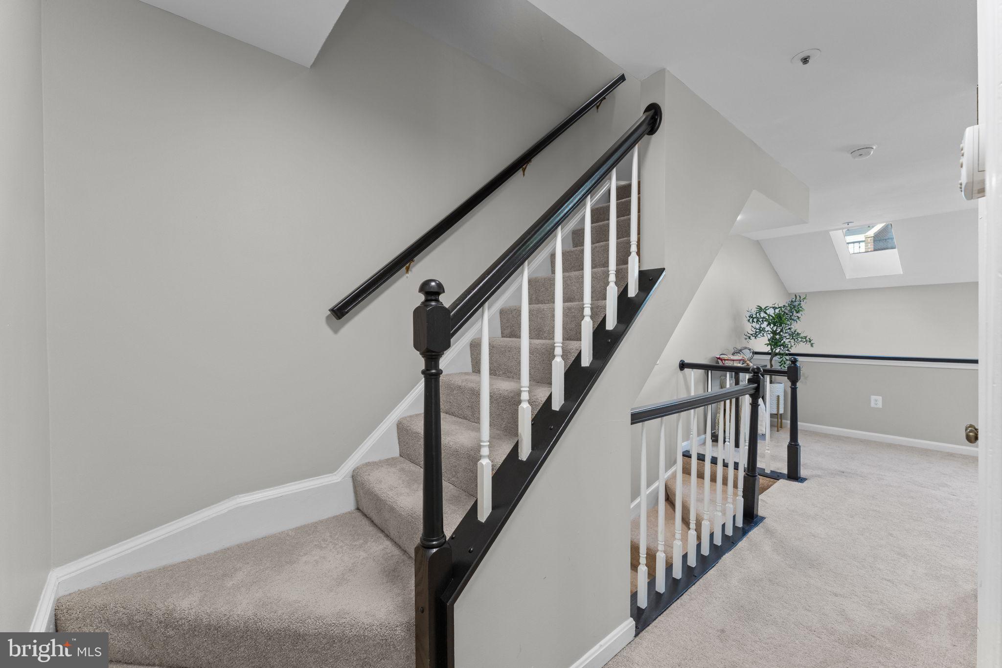 TOWNES OF BALLSTON - Residential
