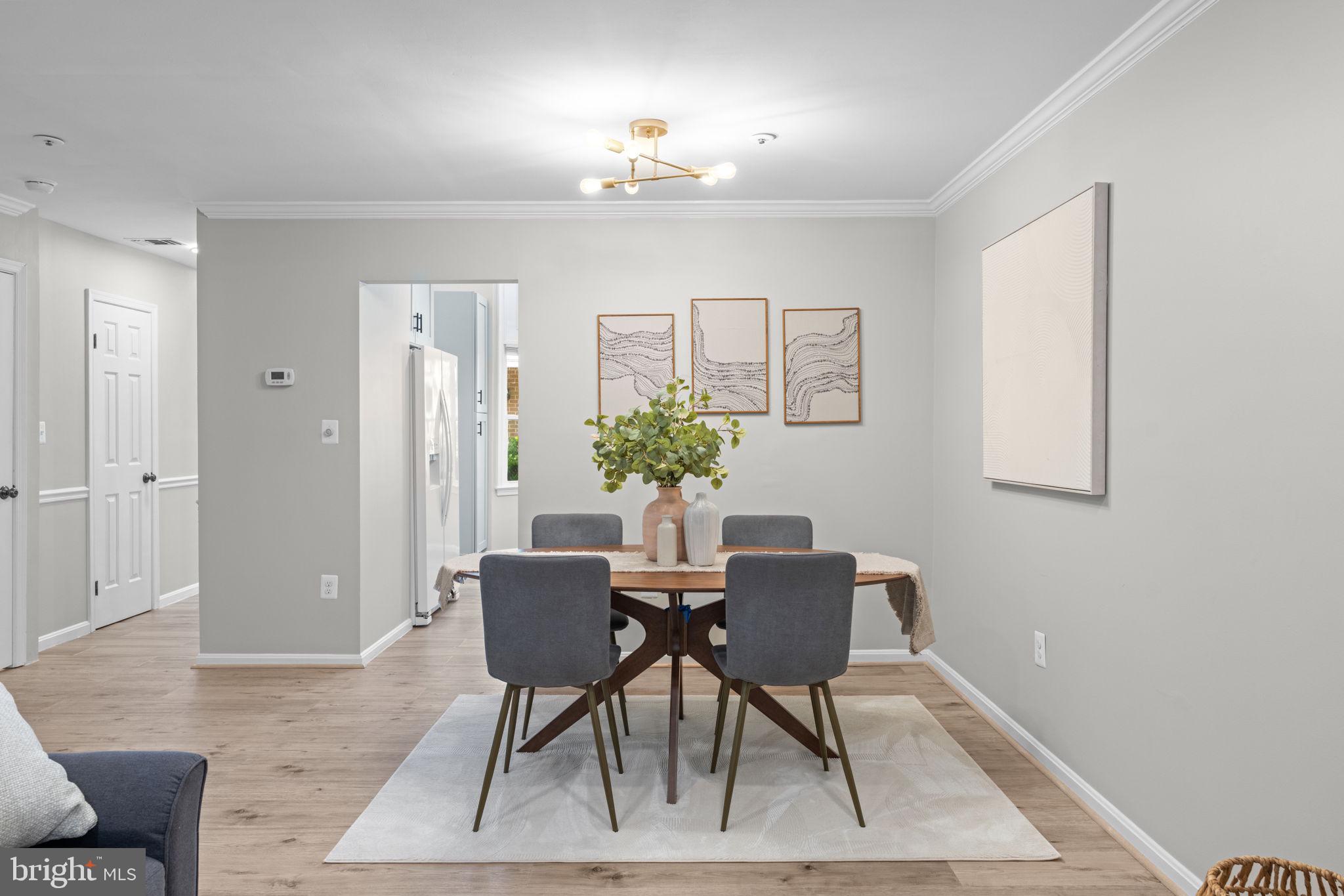 TOWNES OF BALLSTON - Residential