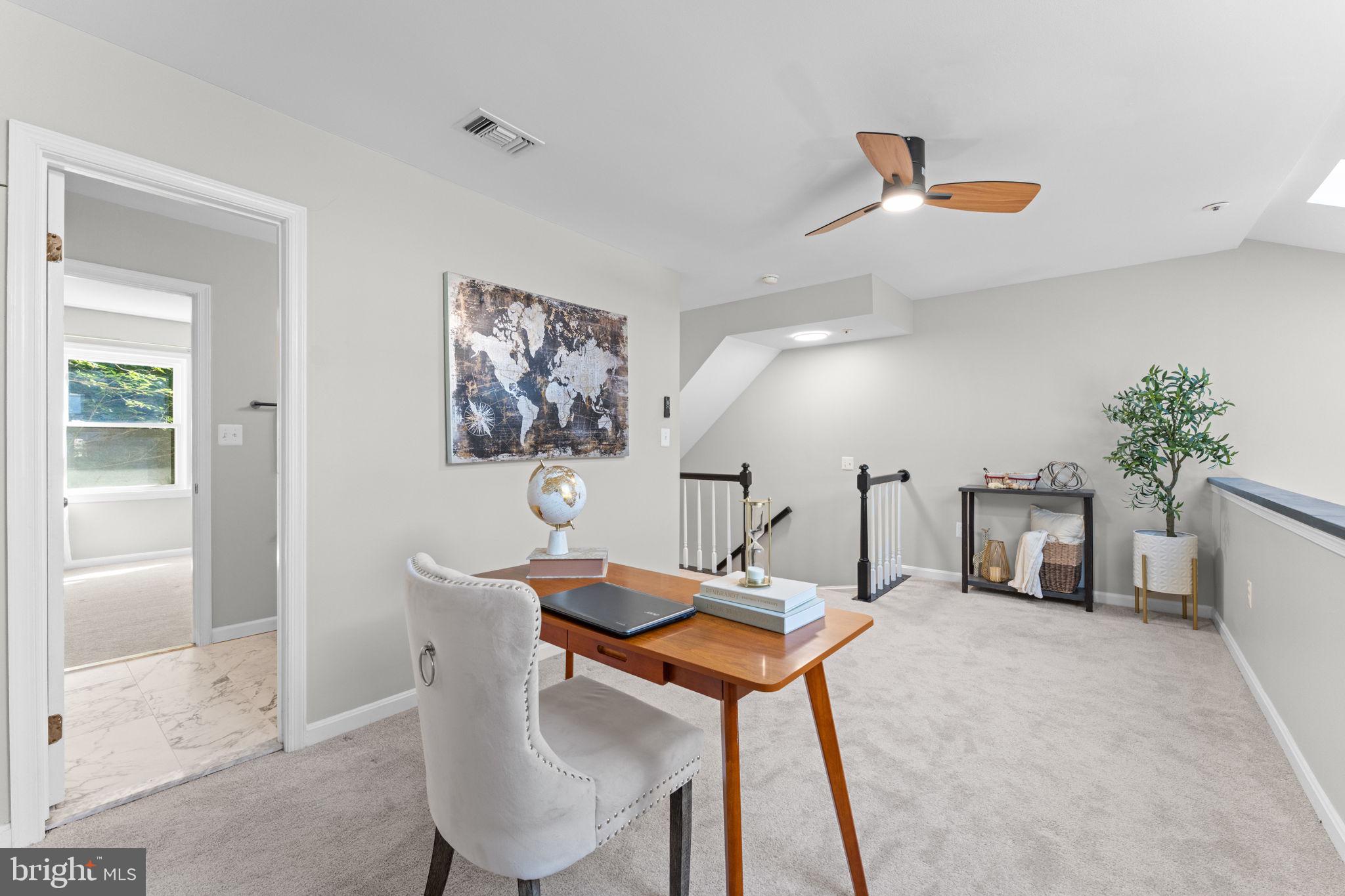TOWNES OF BALLSTON - Residential