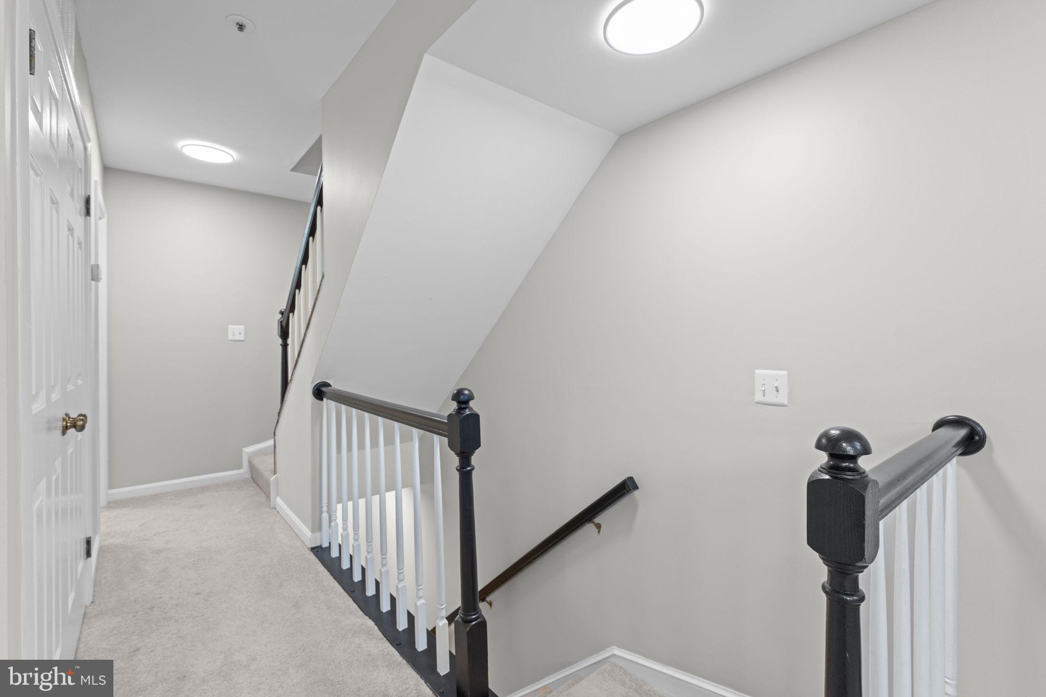TOWNES OF BALLSTON - Residential