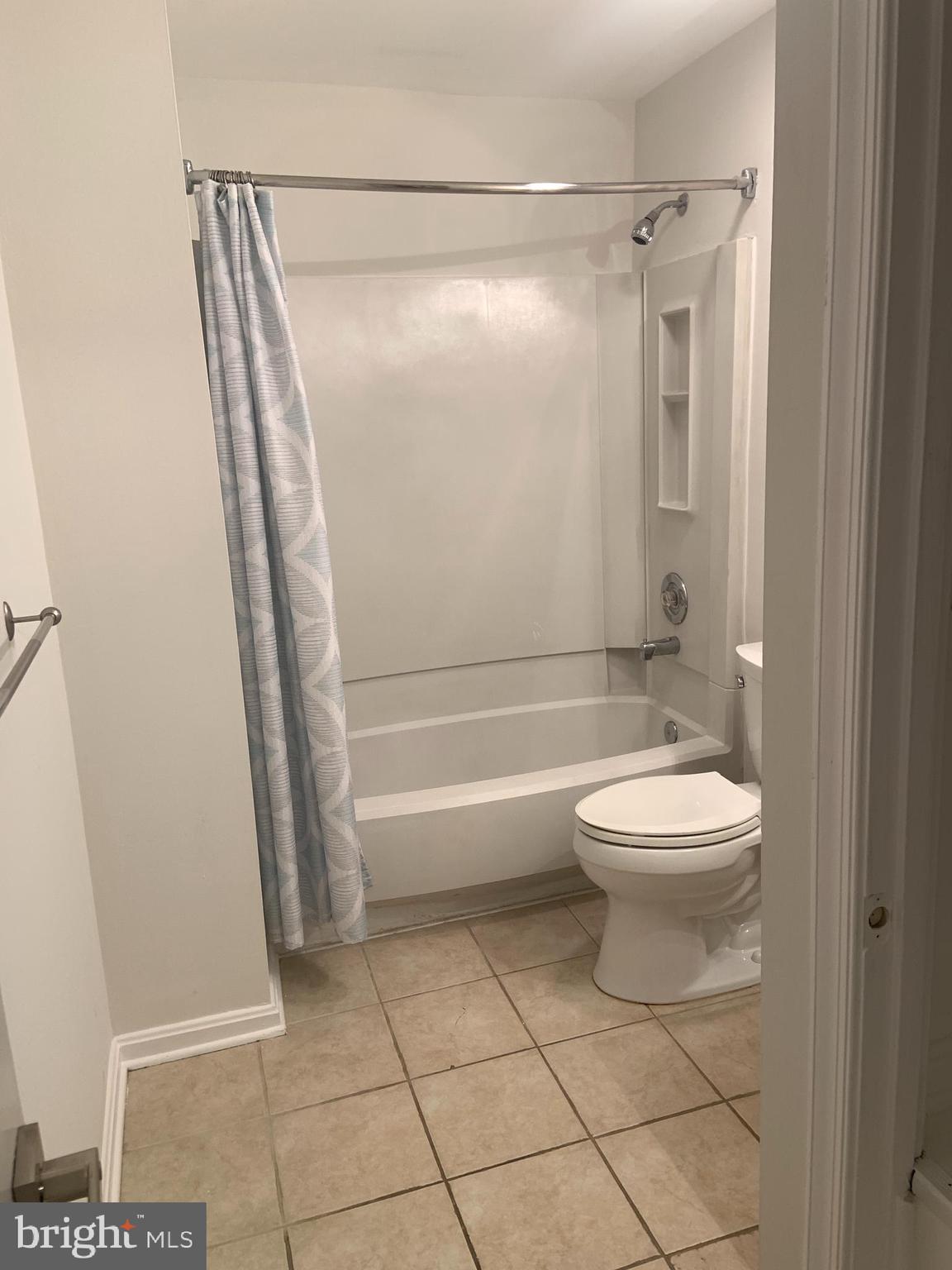 NORTH PORT - Residential Lease