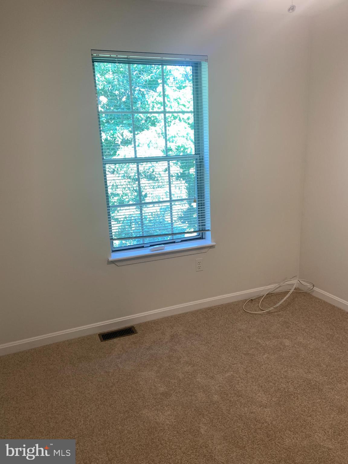 NORTH PORT - Residential Lease