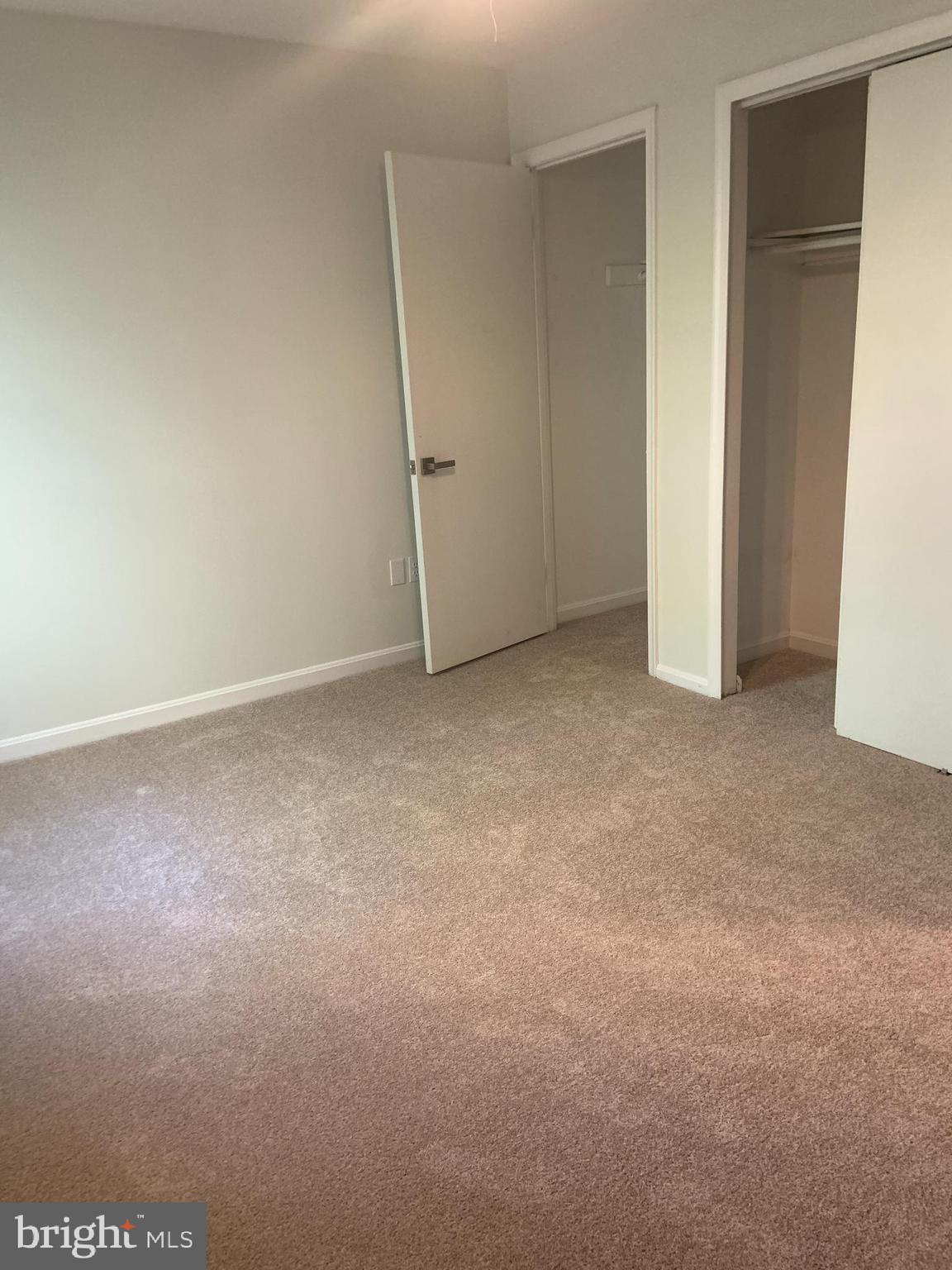 NORTH PORT - Residential Lease