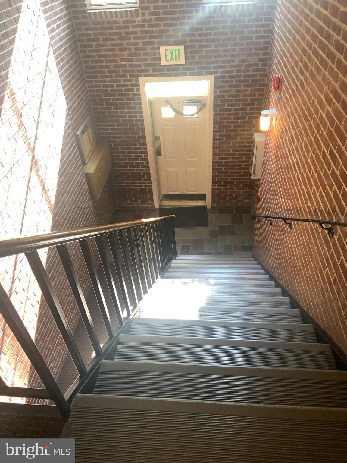 NORTH PORT - Residential Lease