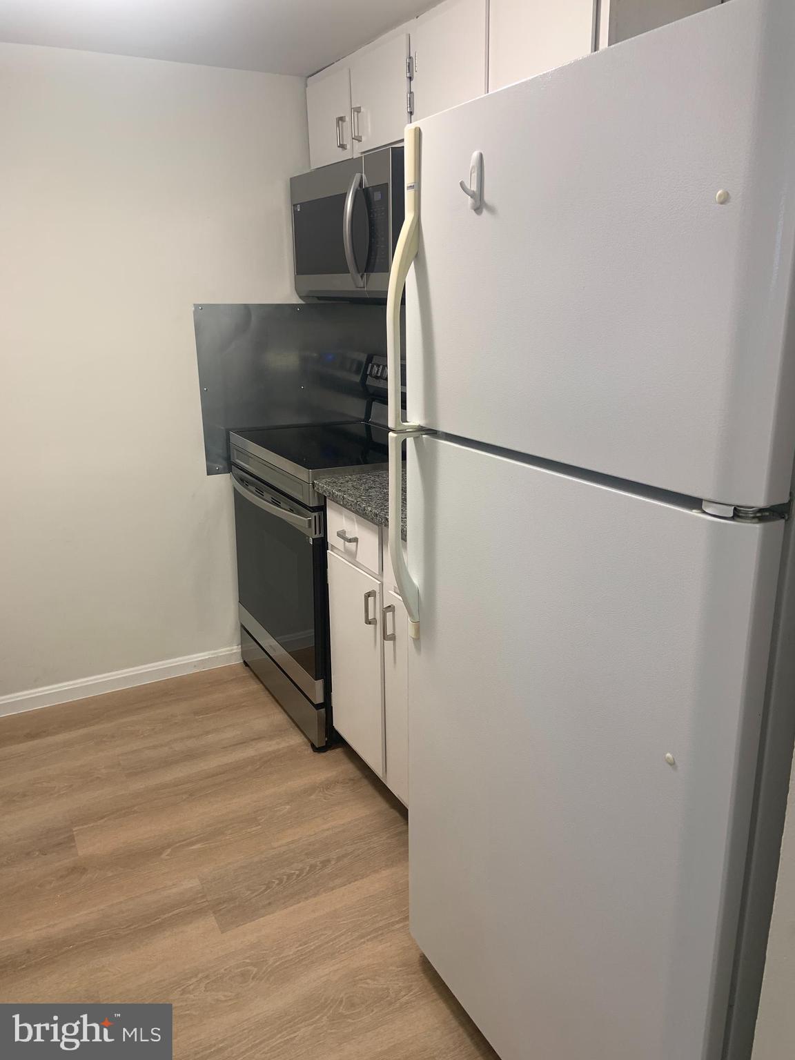 NORTH PORT - Residential Lease