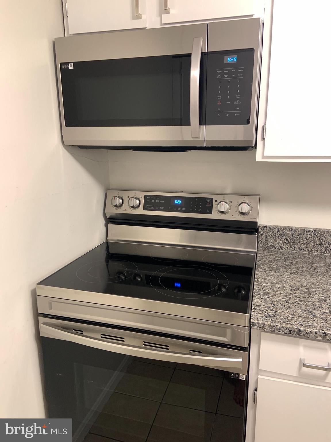 NORTH PORT - Residential Lease